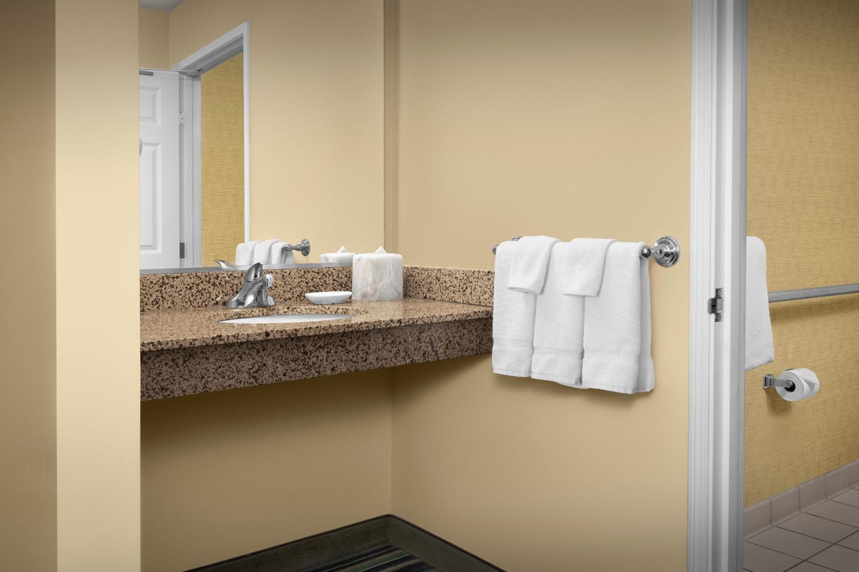 King Studio with Sofa Bed