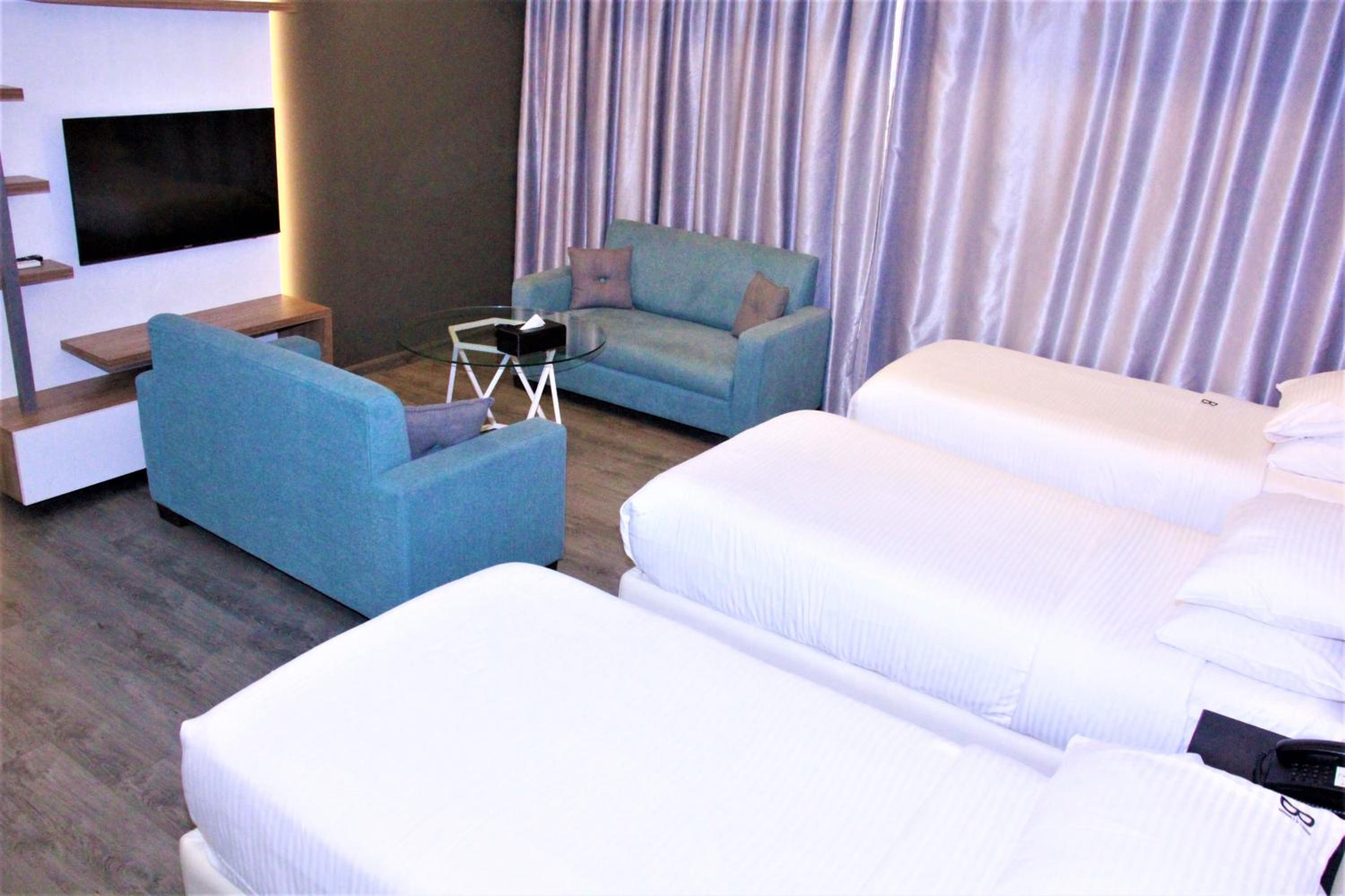 Deluxe Triple Room