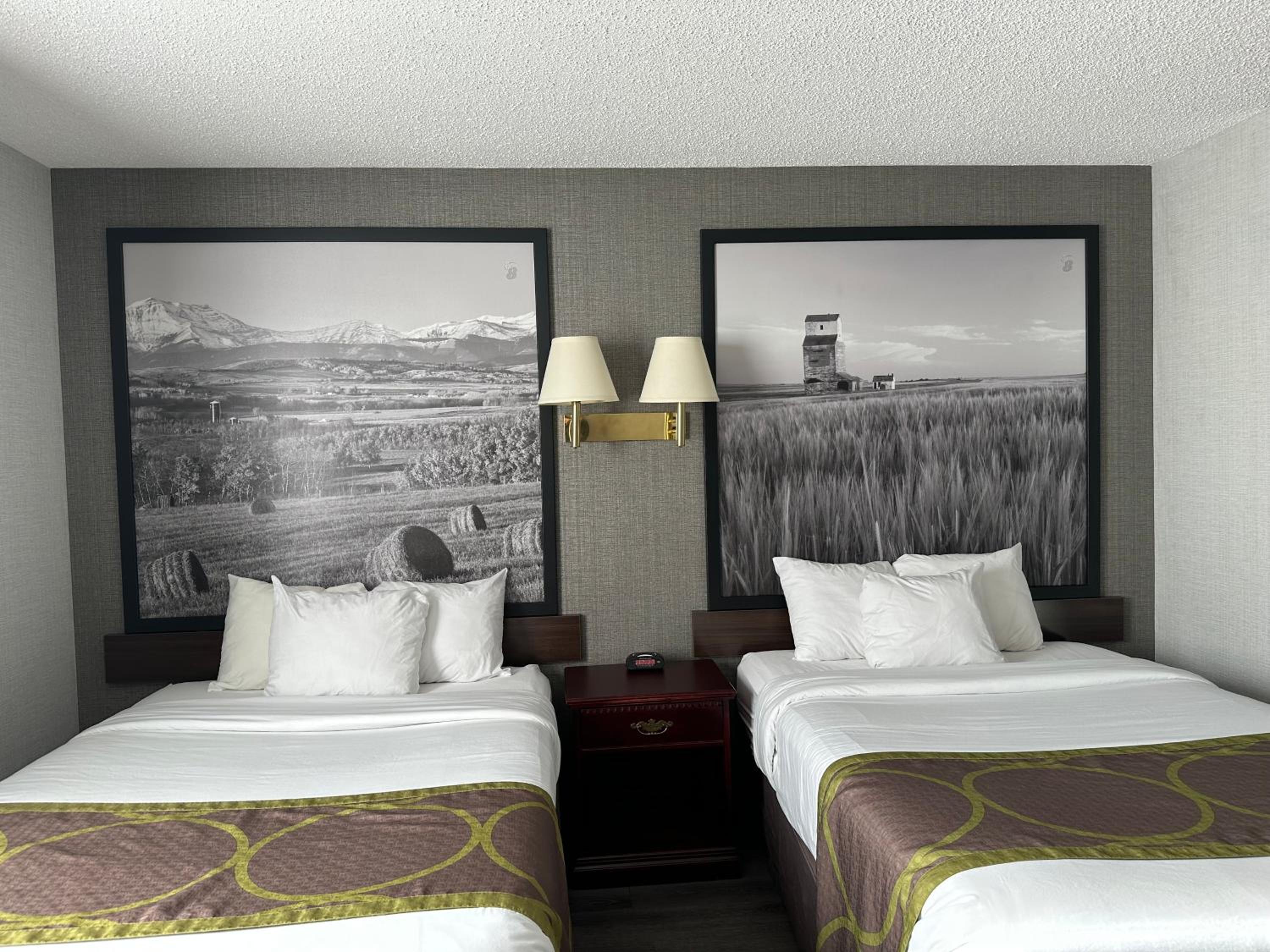 Double Room with Two Double Beds - Non-Smoking