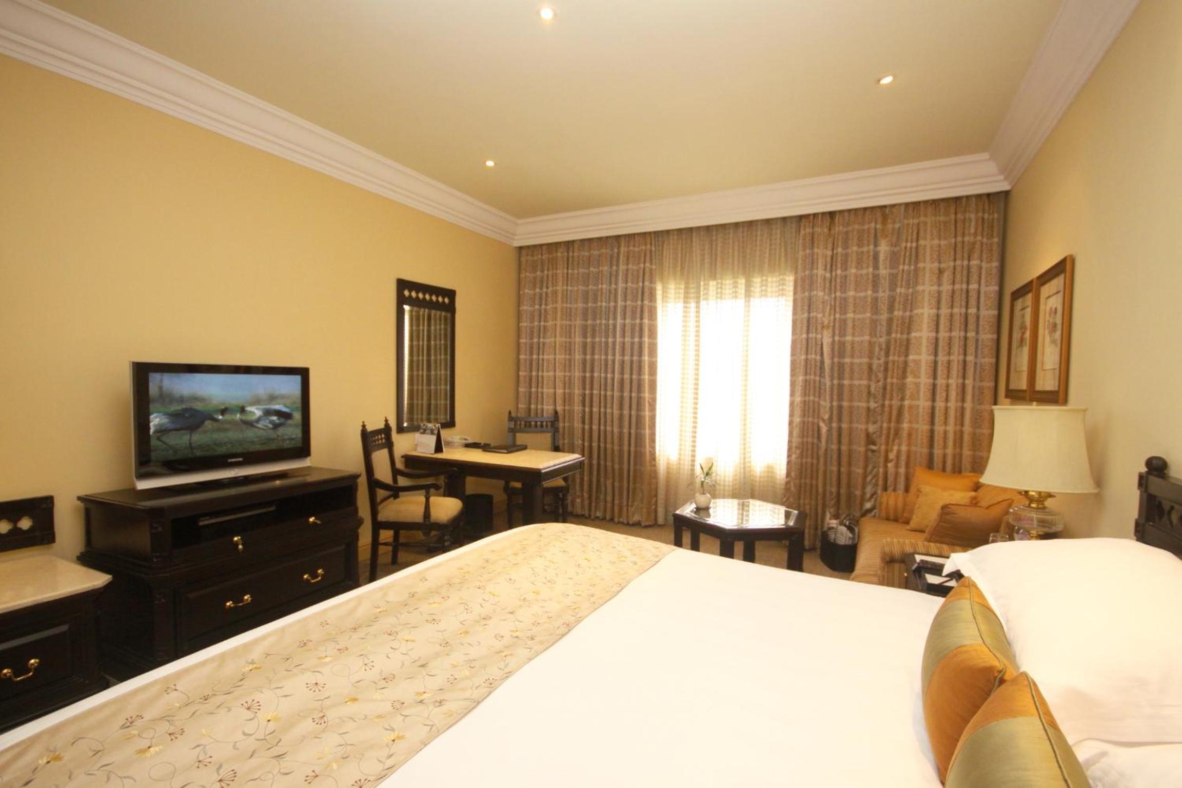 Deluxe Room Various View  King Bed