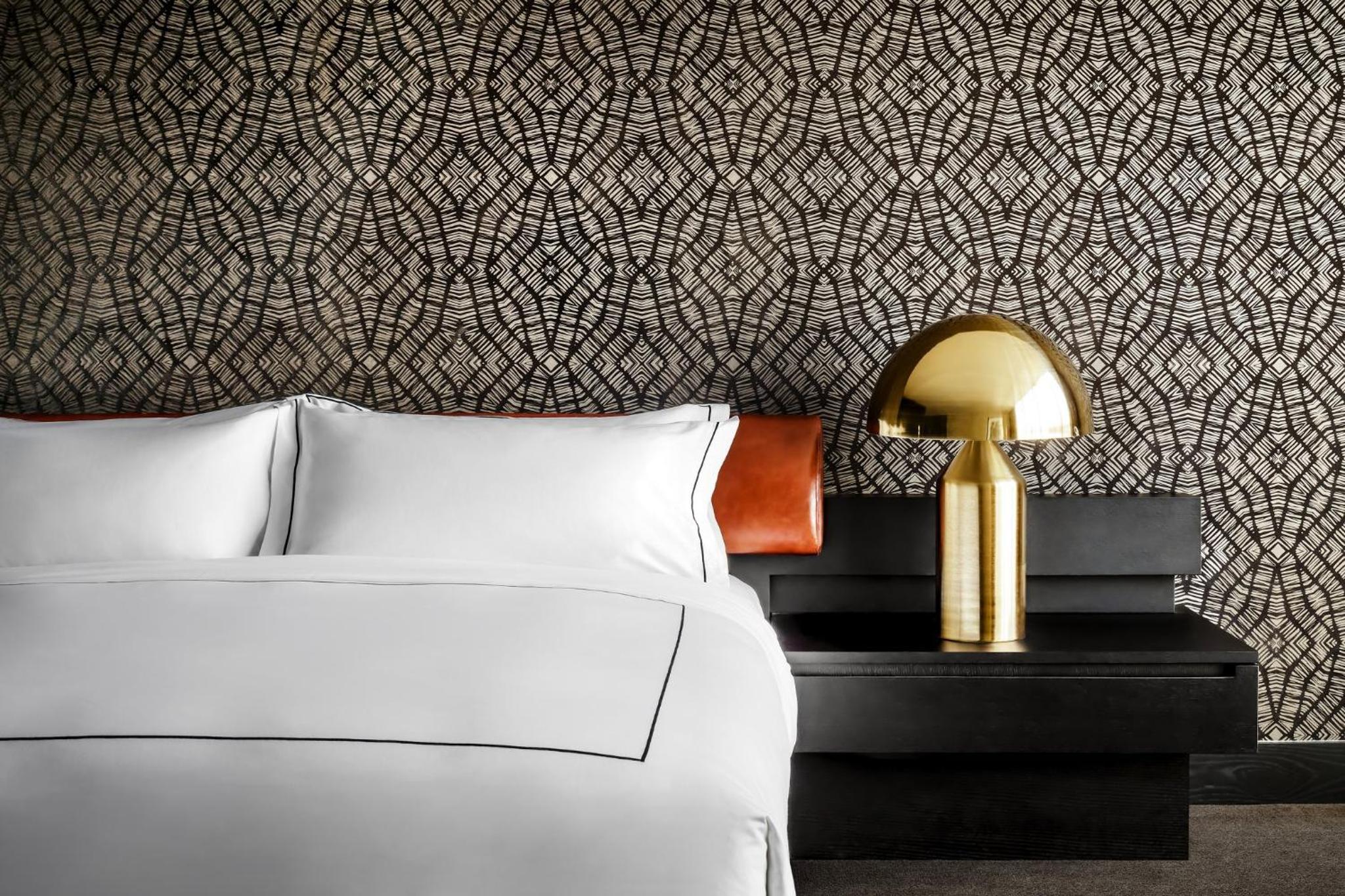Deluxe One Bedroom Suite  (The Olivia)