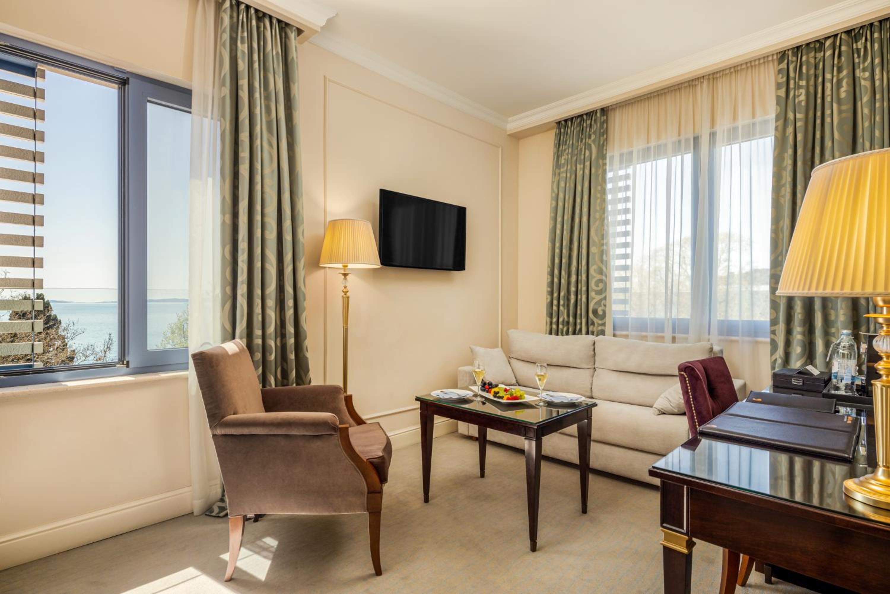 Junior Suite Sea Side