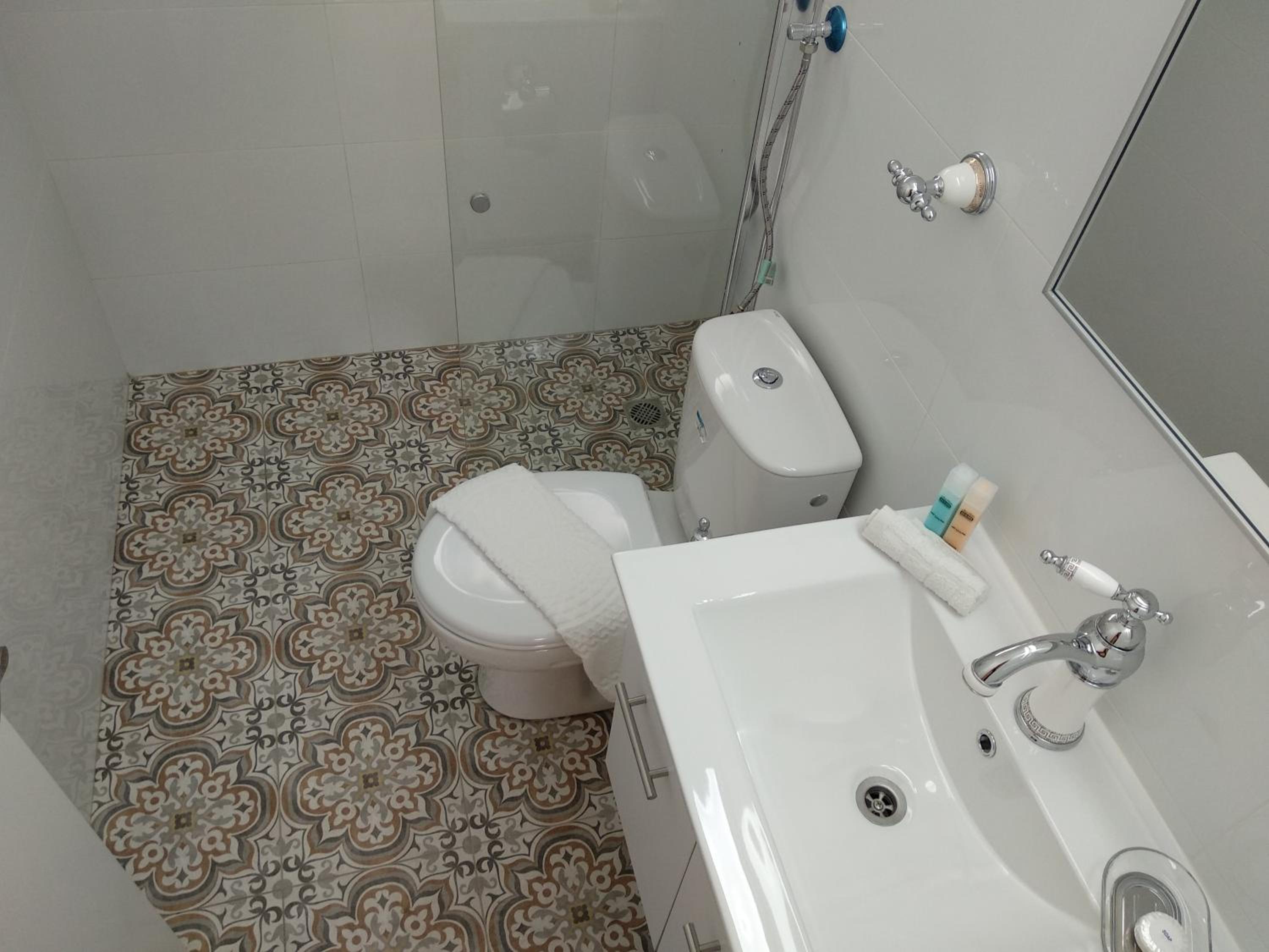 Apartment With Garden