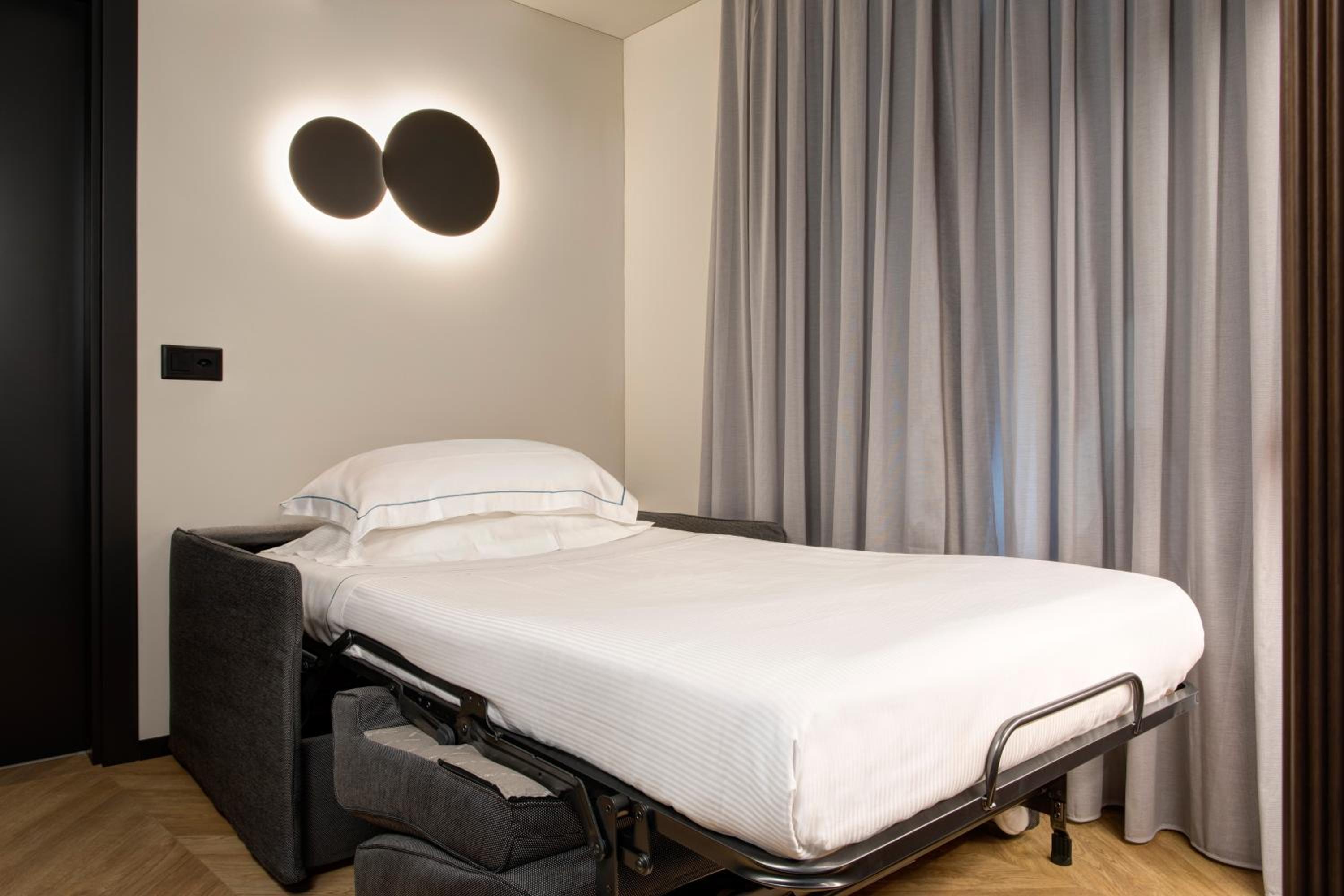 Room with Extra Bed and Air Conditioning