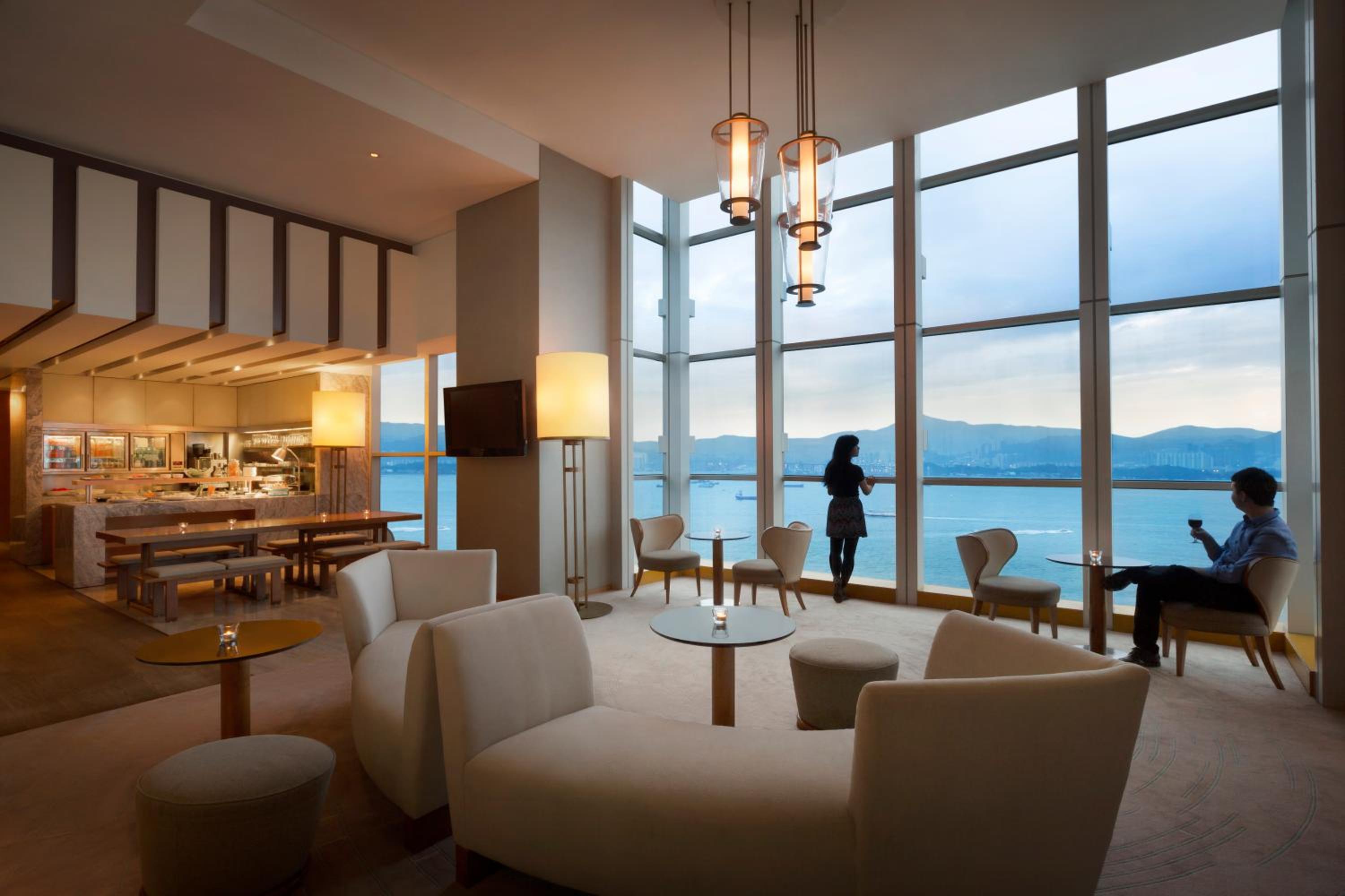 Club Twin Room with Harbor View