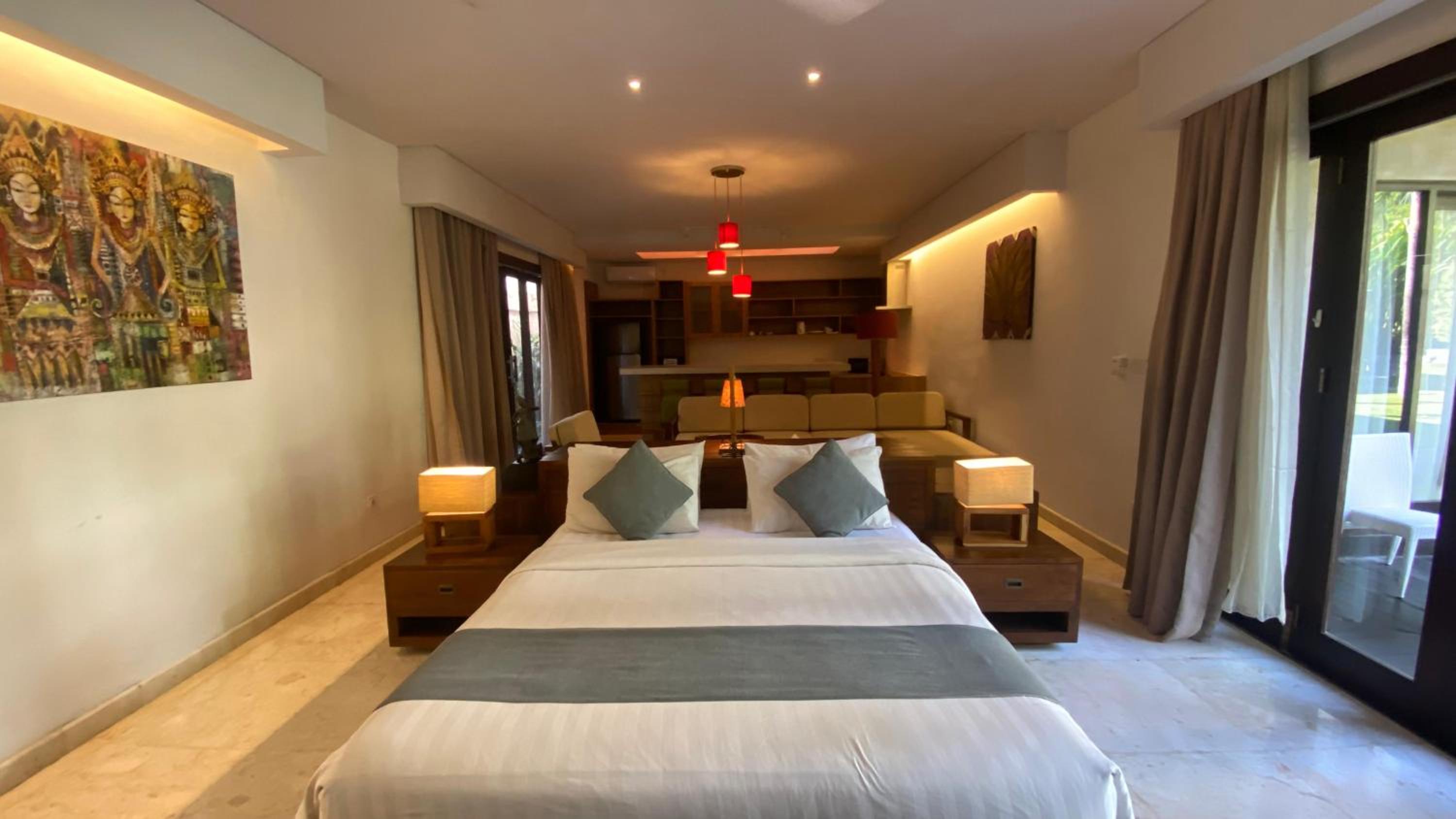 Deluxe Double Room With Living and Kitchen