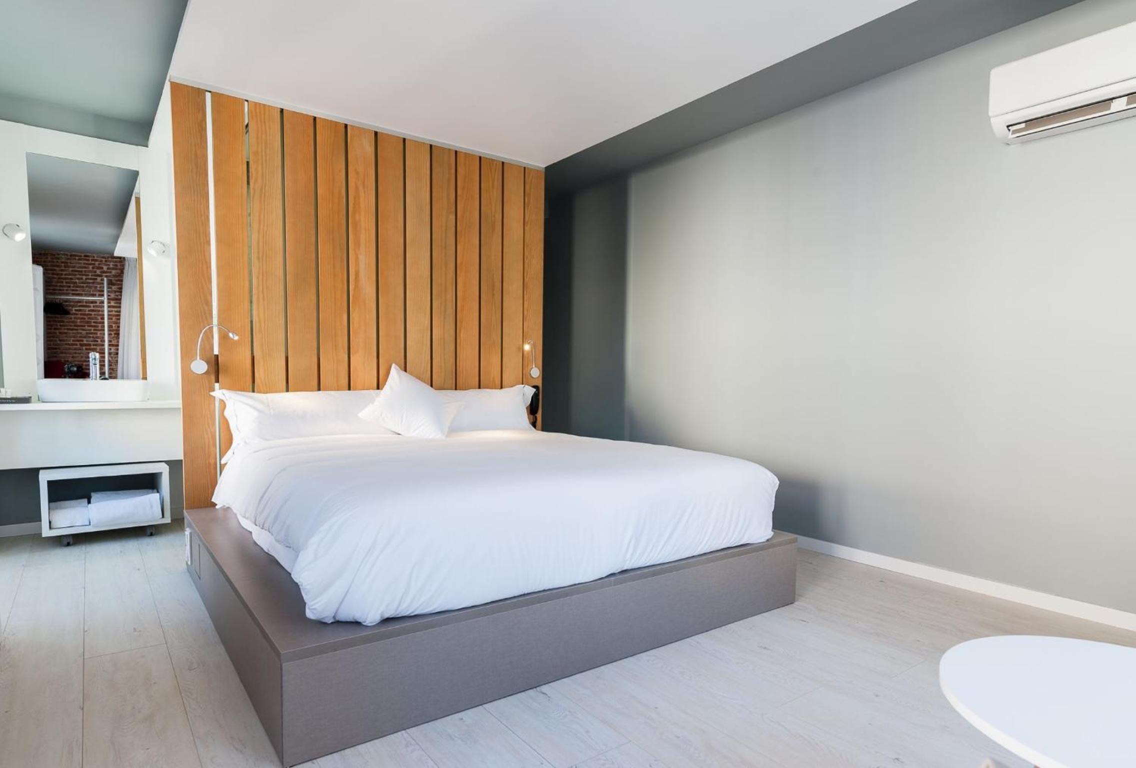 Superior Double Room - City View