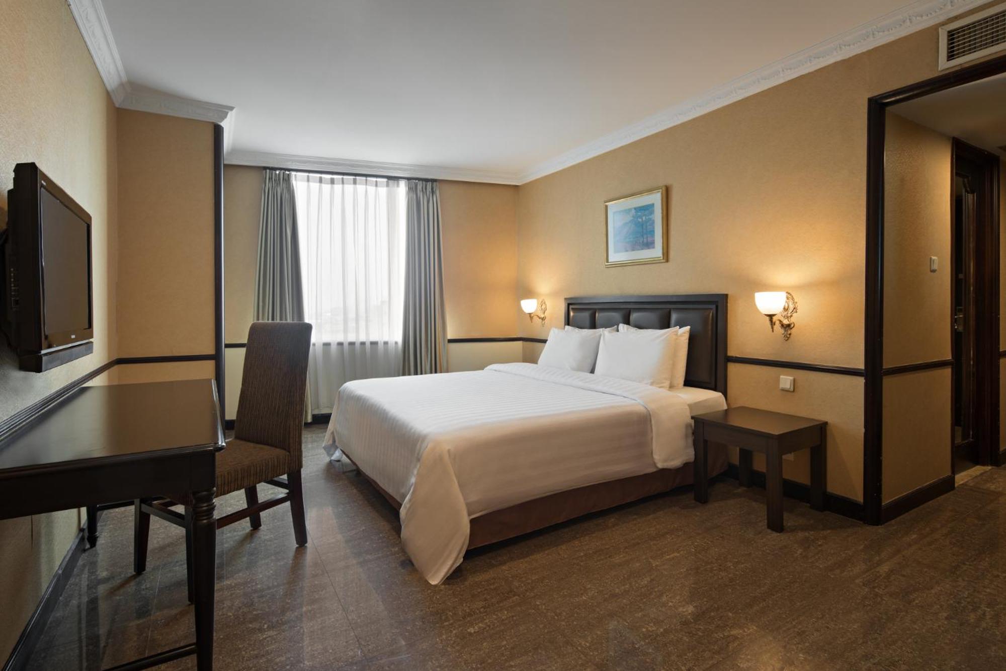 Club Double or Twin Room