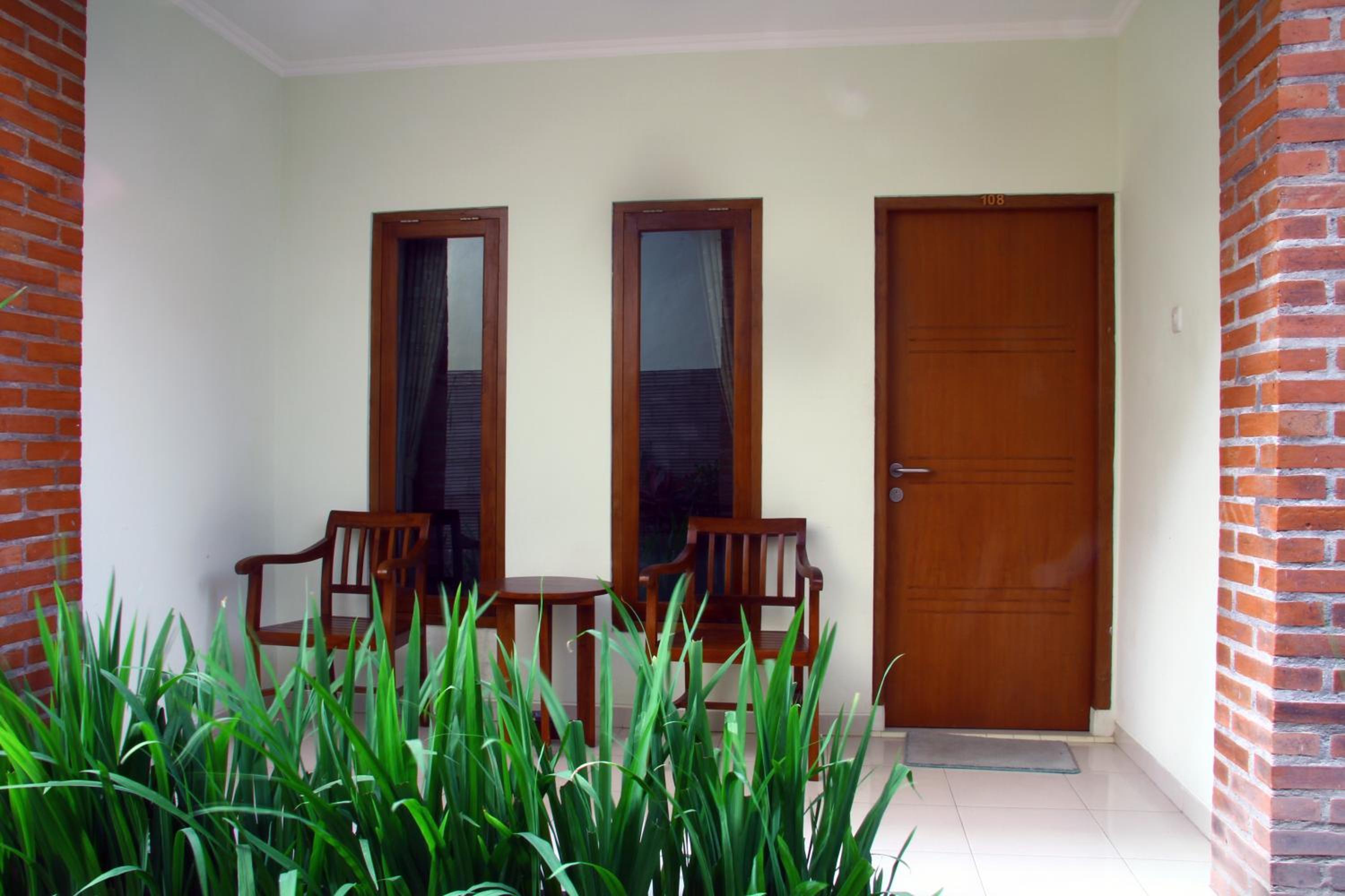 Deluxe Double or Twin Room with Balcony