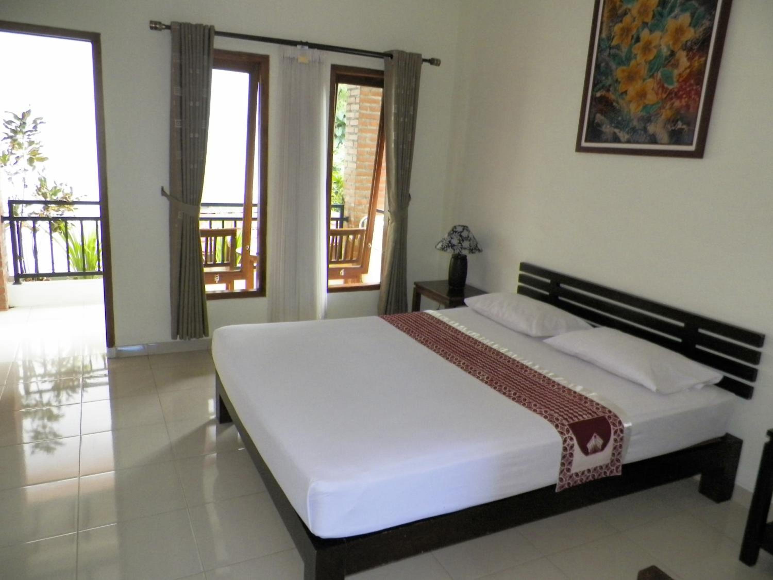 Deluxe Double or Twin Room with Balcony