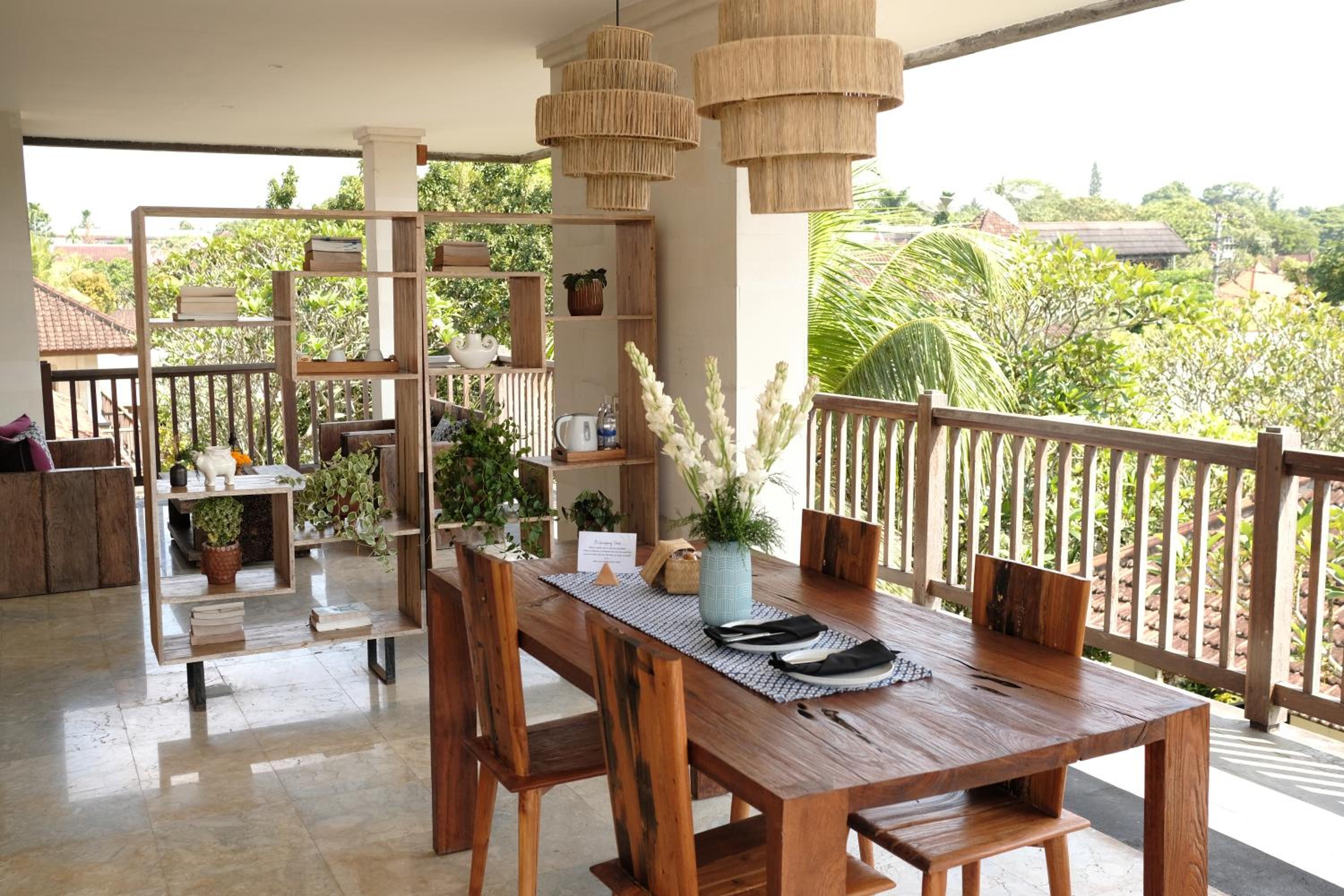 Penthouse Suite - Free Welcome Massage and Afternoon Tea