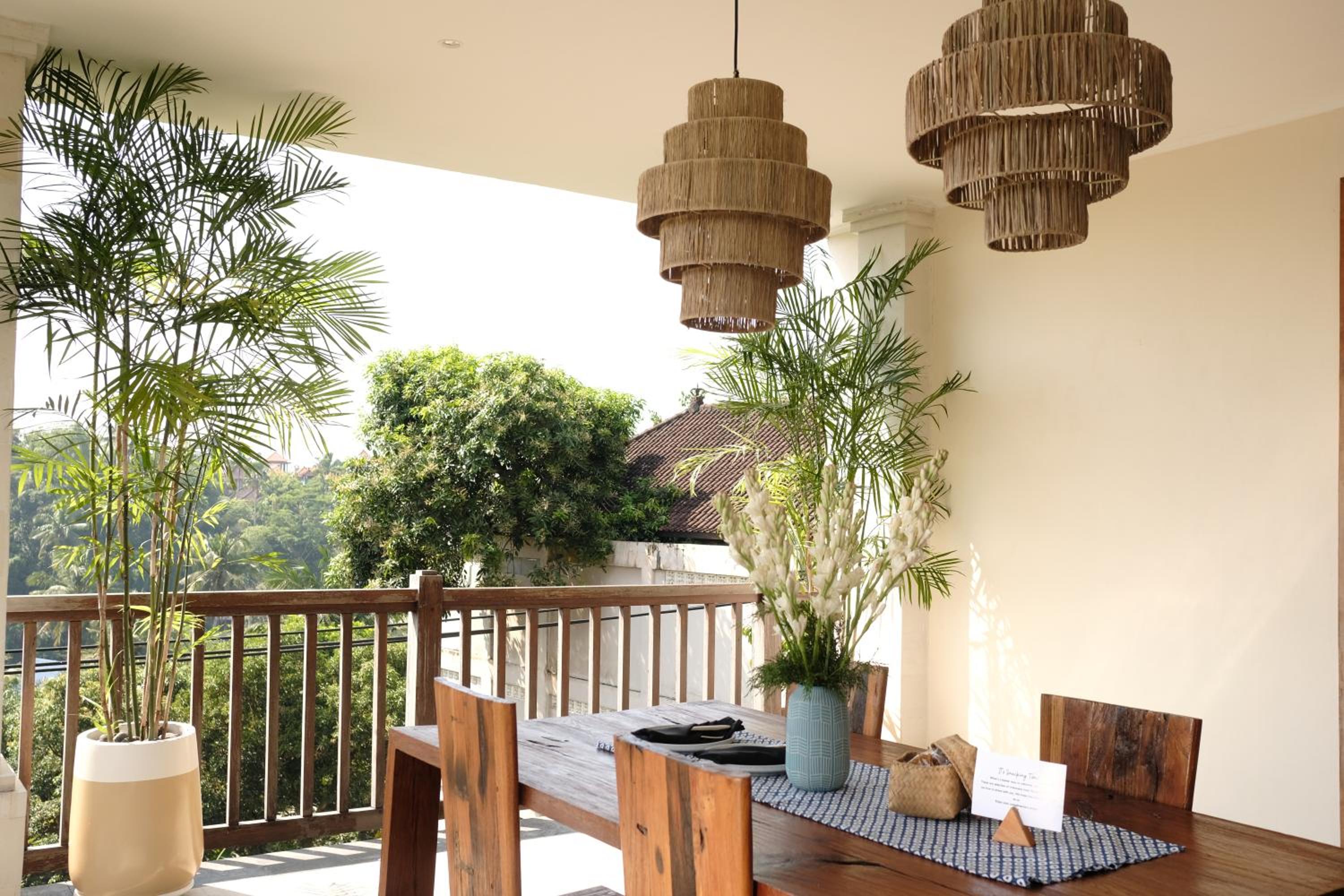 Penthouse Suite - Free Welcome Massage and Afternoon Tea