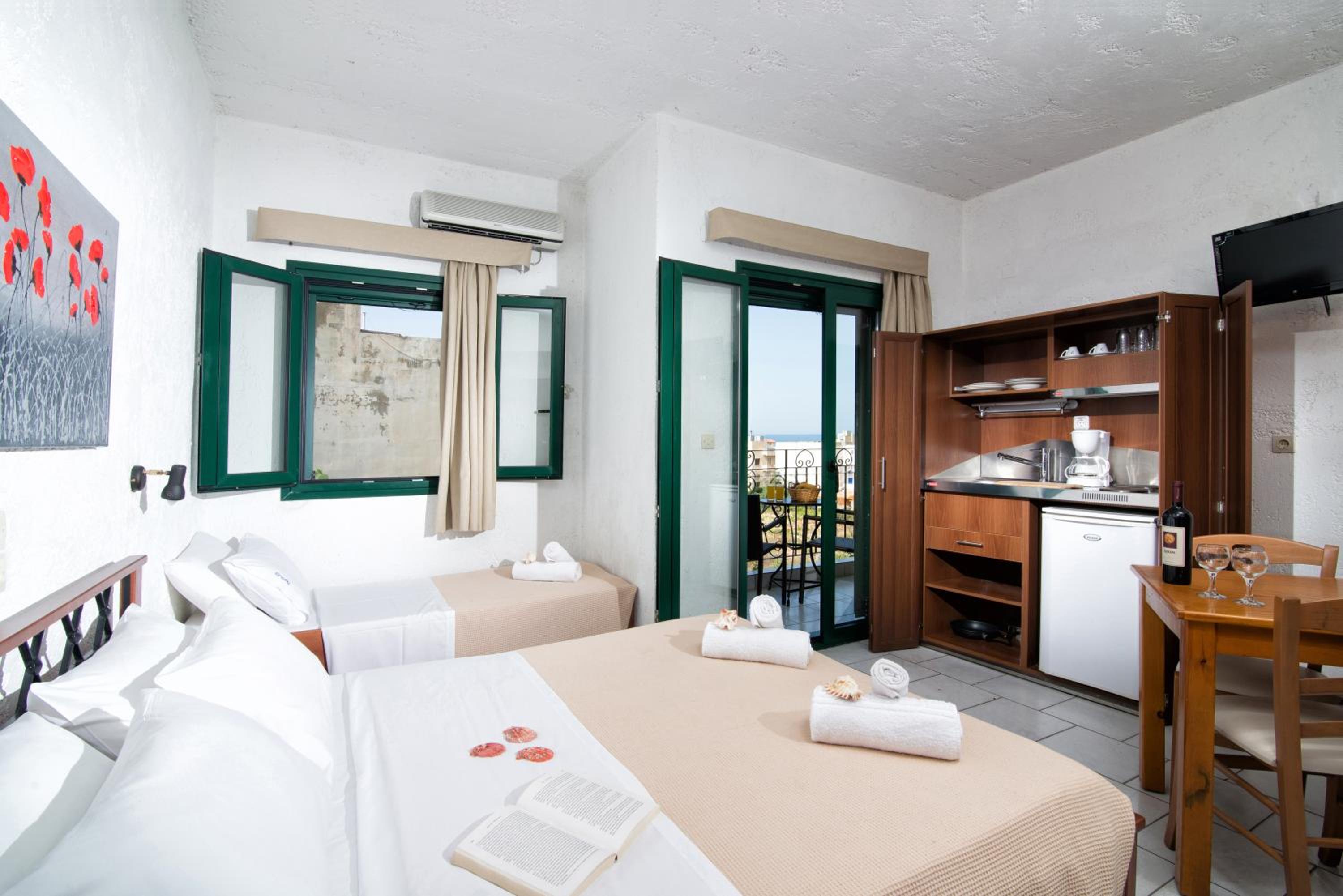 Studio with Sea or Mountain View 
