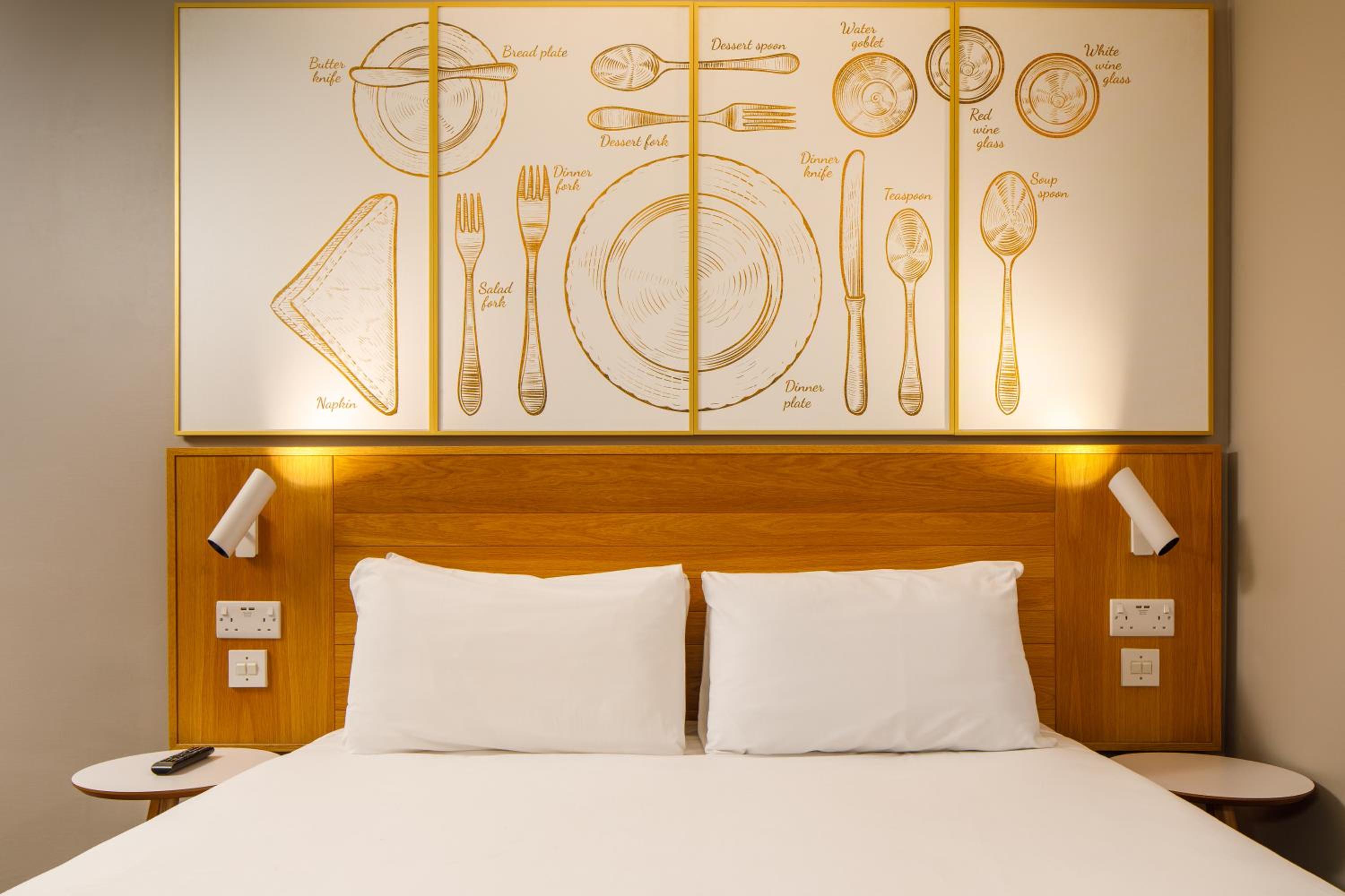 Queen Room