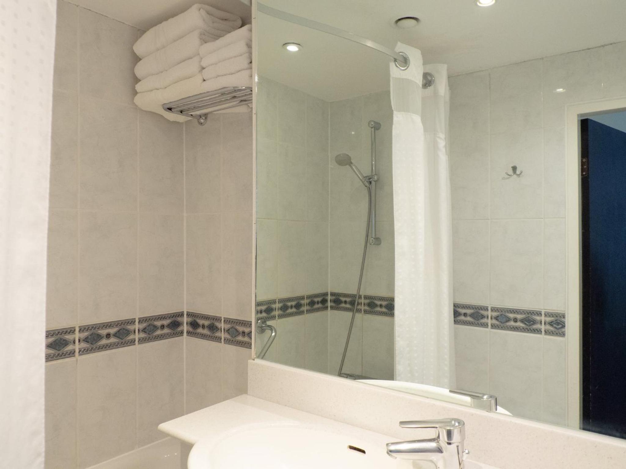 King Room with Sofa Bed