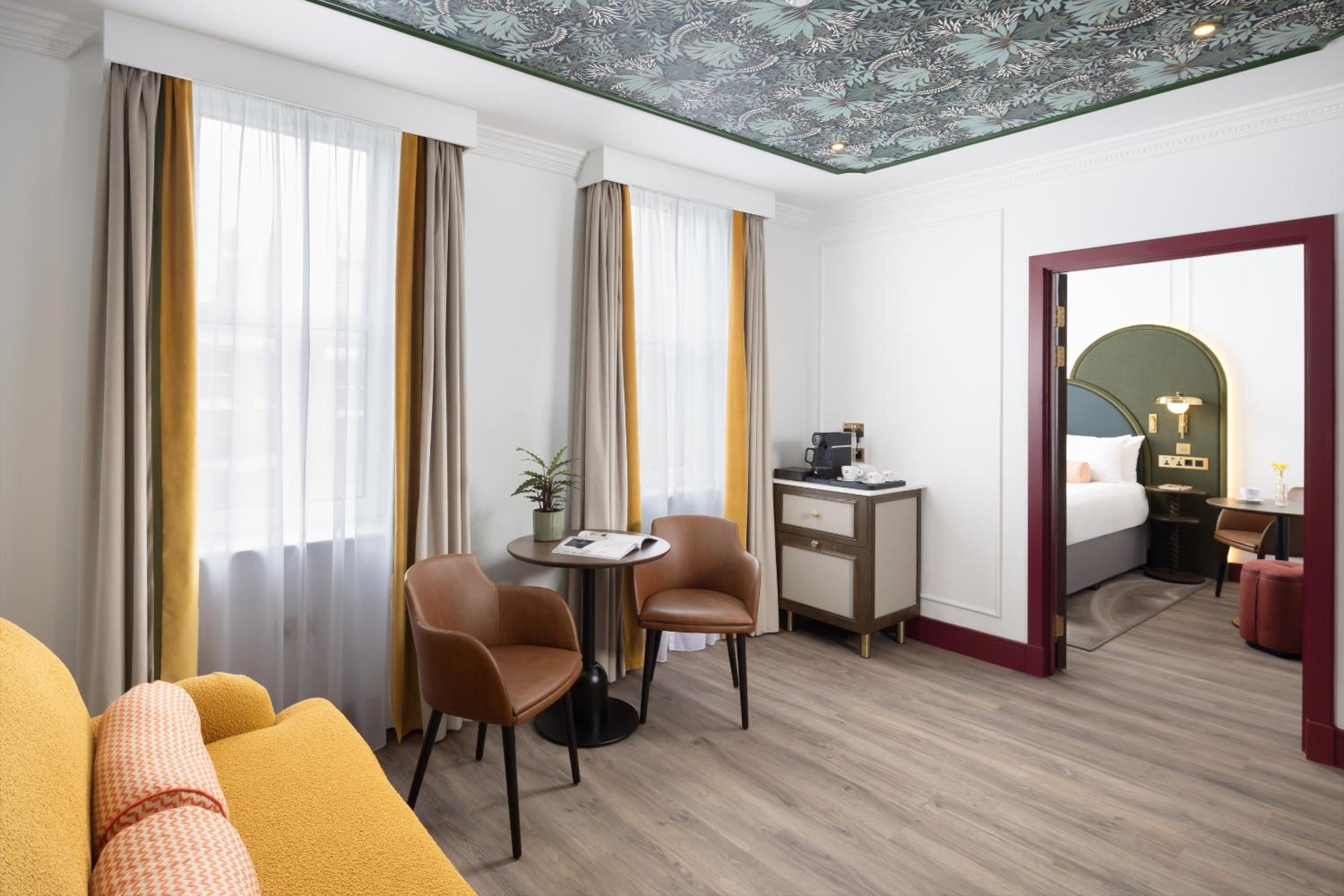 One-Bedroom Suite with Sofa Bed