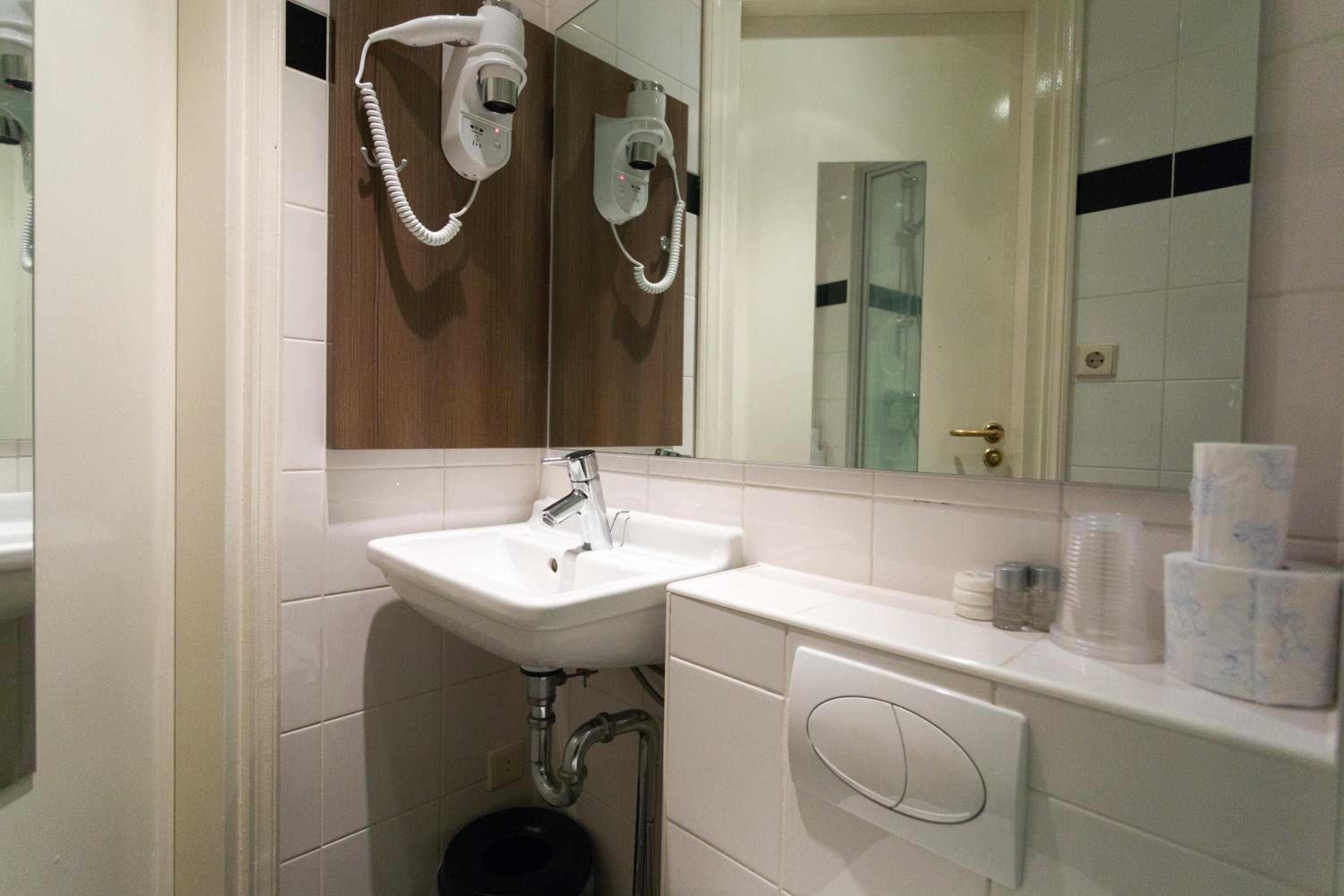 Small Twin Room Souterrain