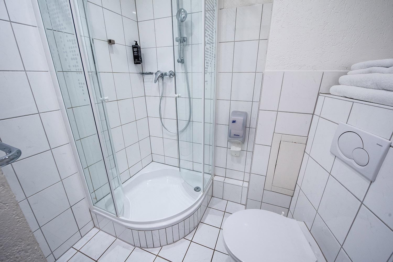 Standard Double Room with One Single Bed