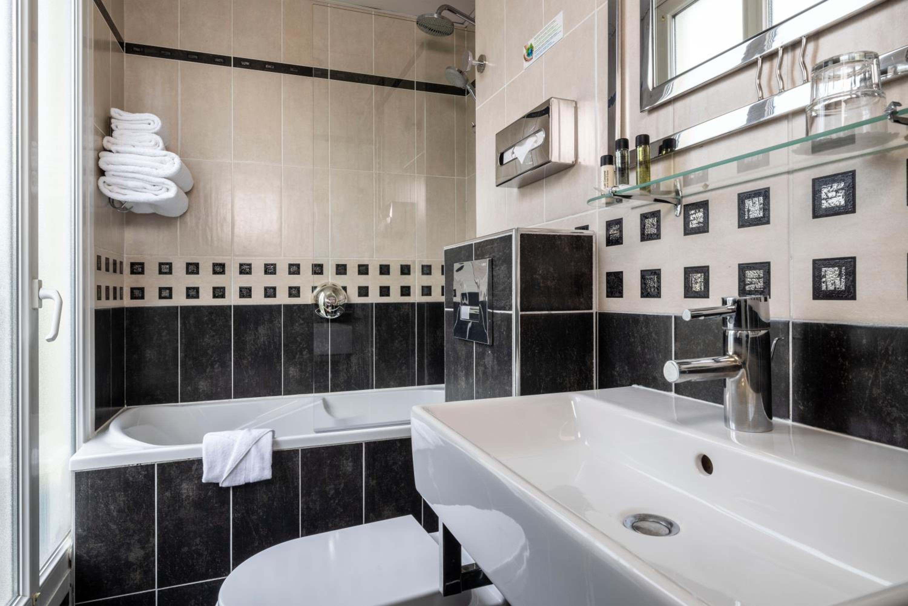 Superior Double Room with Balcony