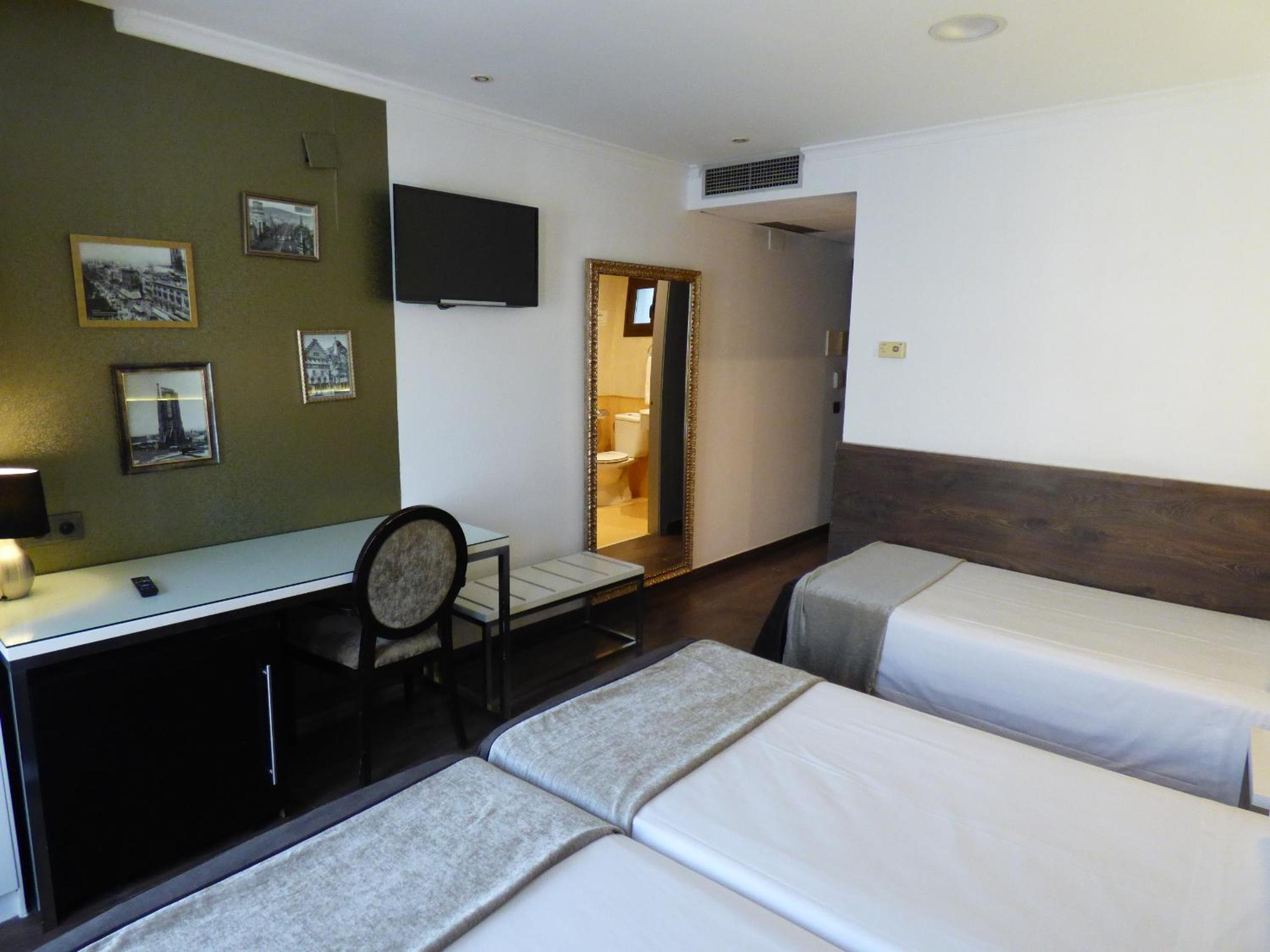 Triple Room with View