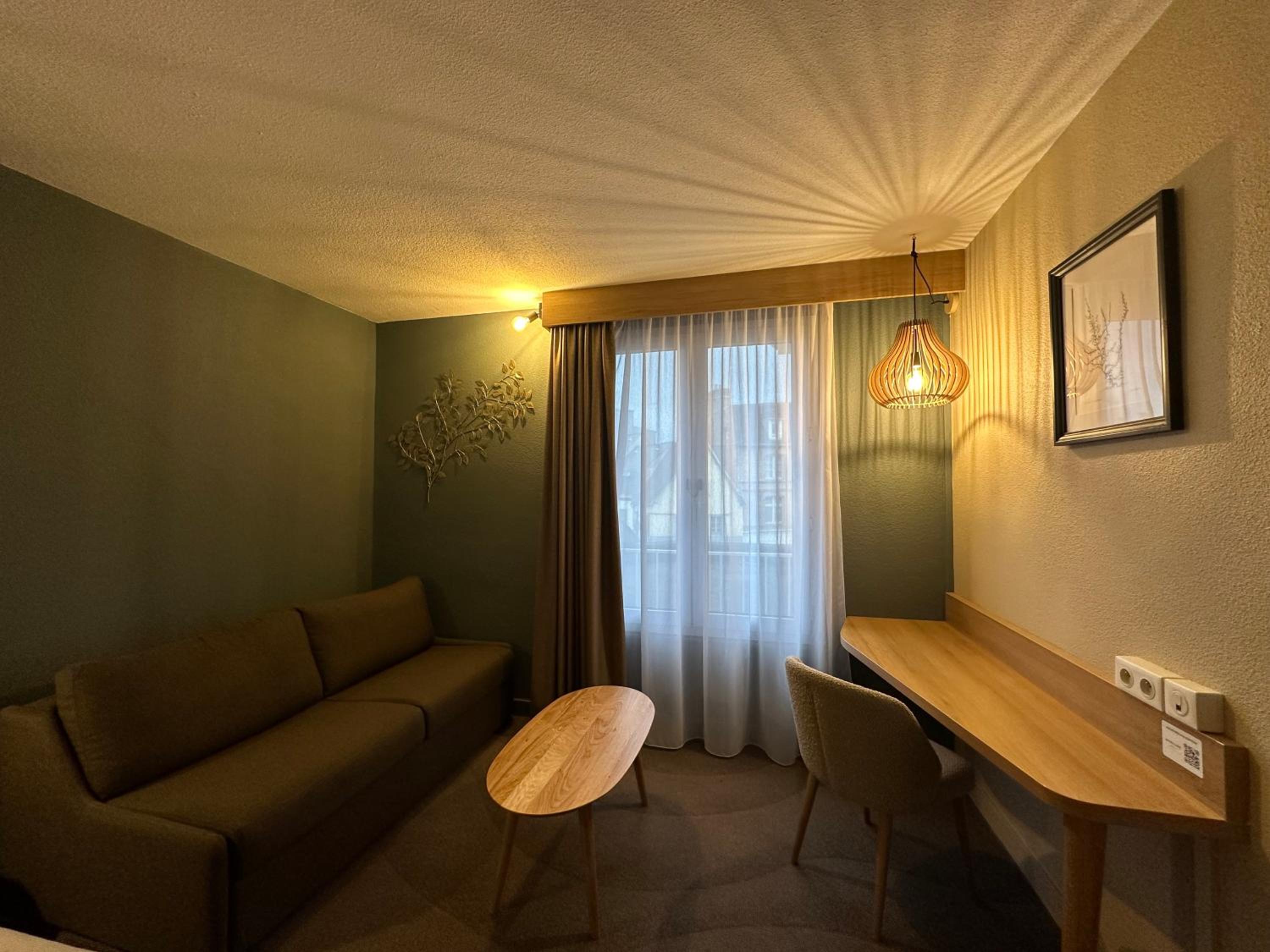 Privilege Family Room