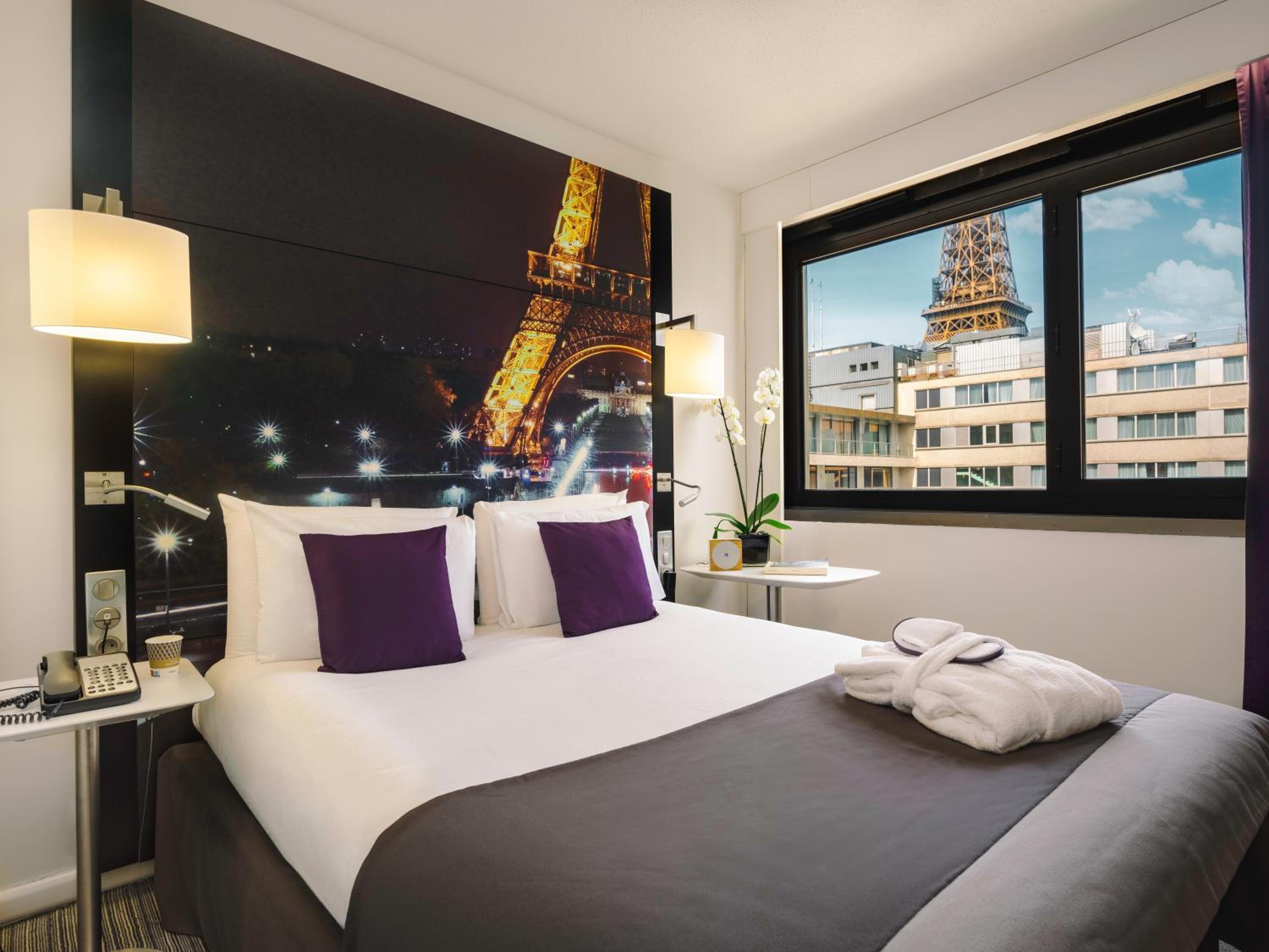 Privilege Double Room with Eiffel Tower View - High Floor