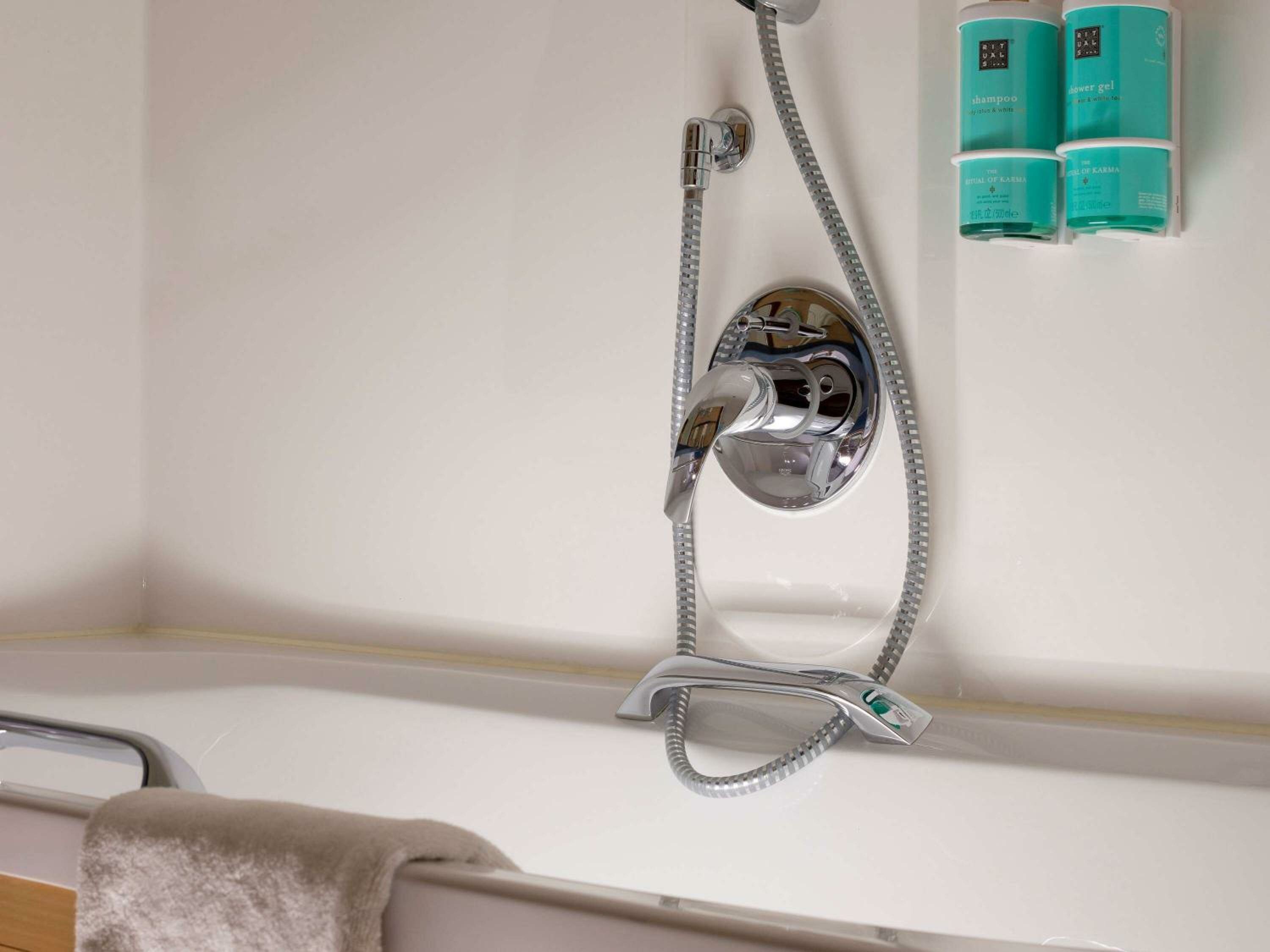 Superior Queen Suite with Balcony