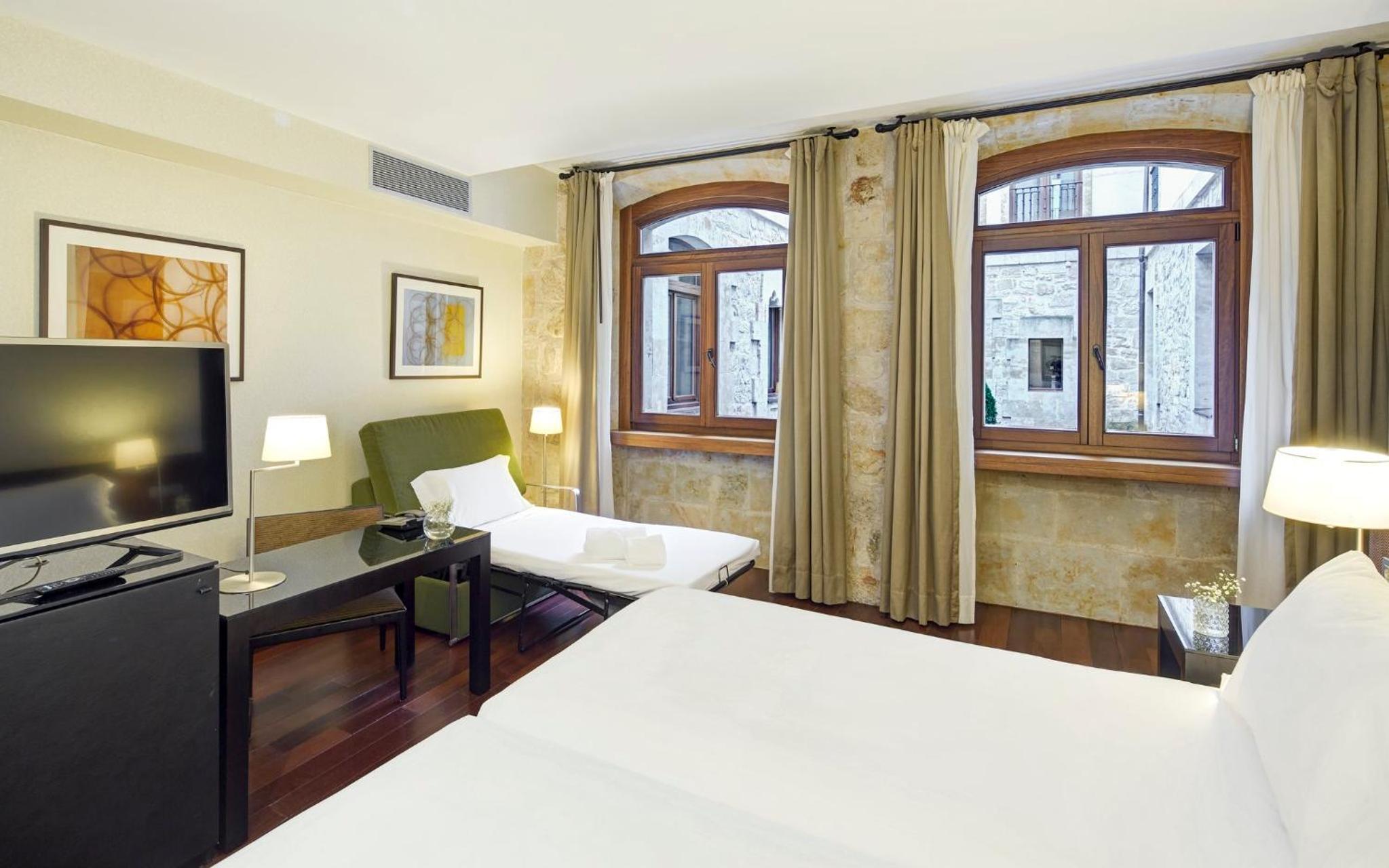 Double Room with Sofa Bed