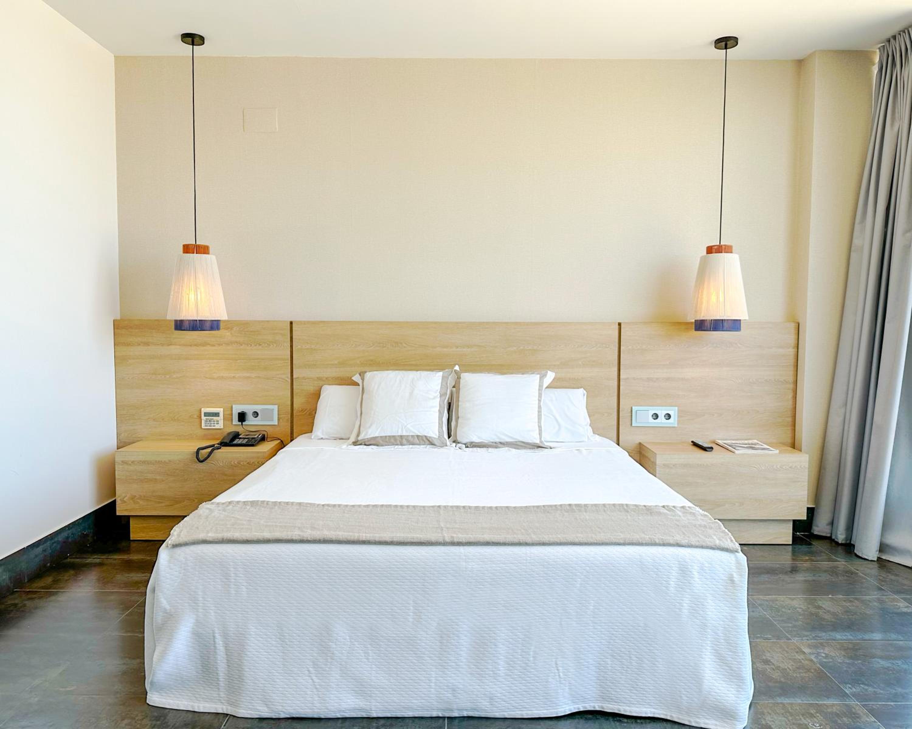 Suite with Sea Views