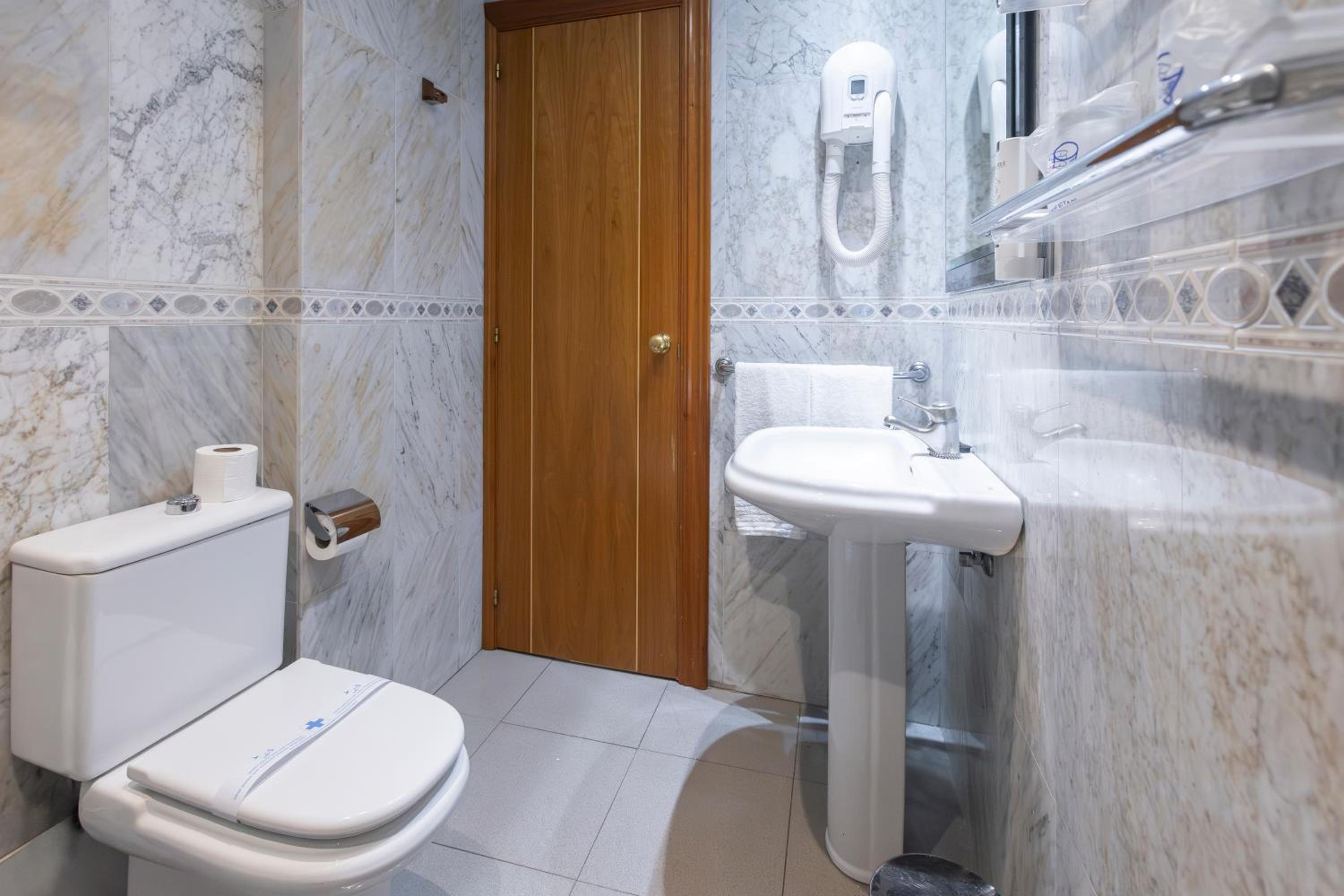 Double or Twin Room with Balcony