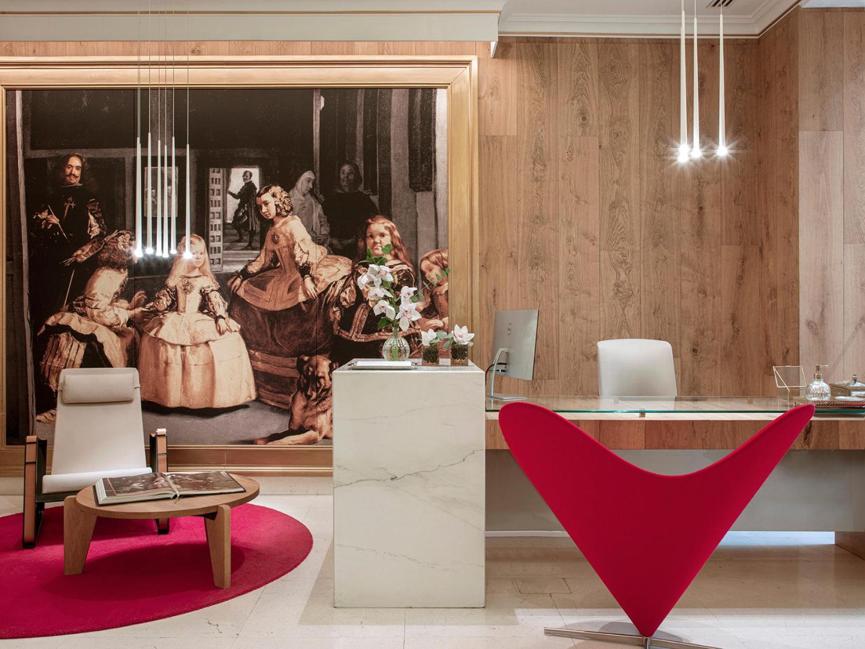 Junior Suite Red Level