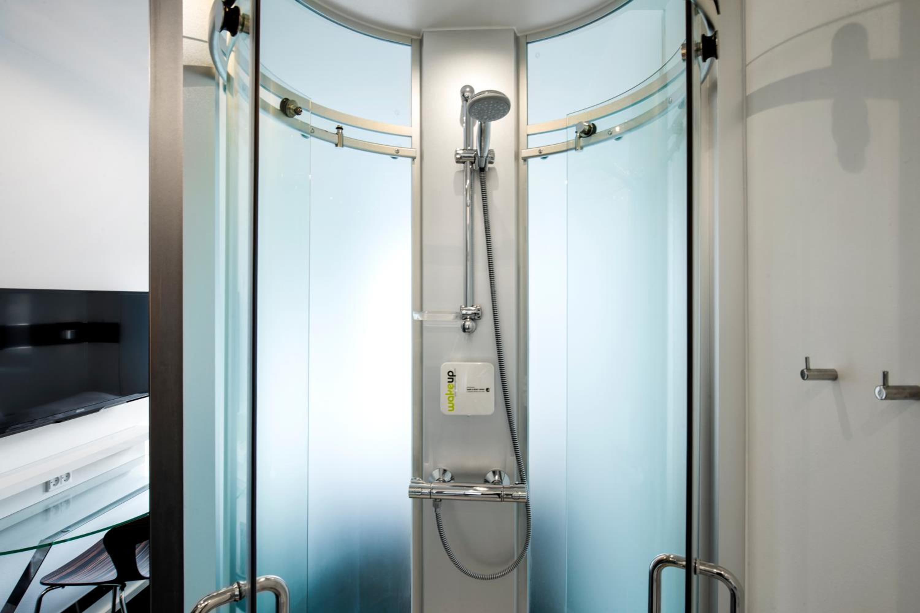 Heaven Room with Partial Harbor View