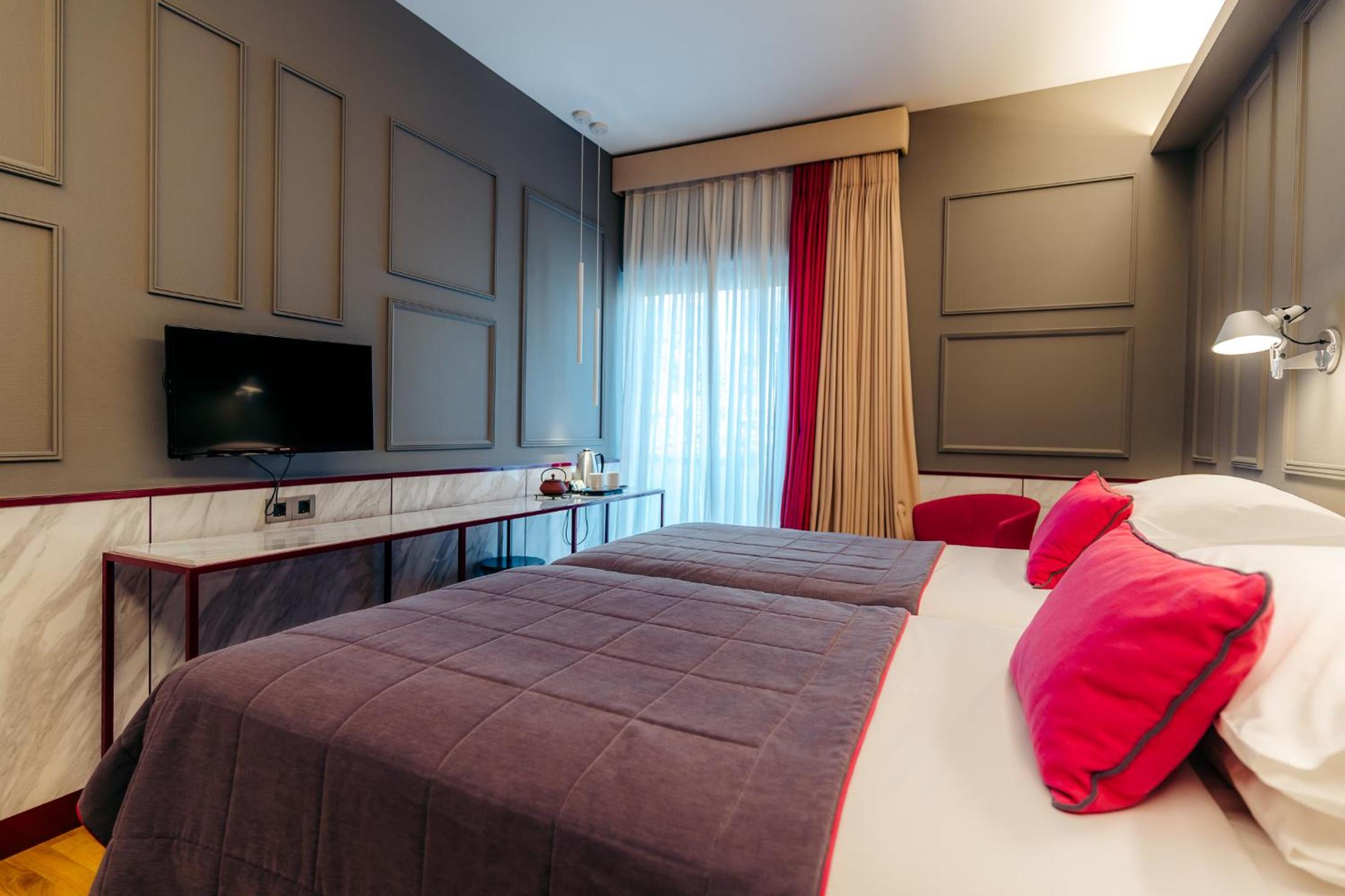 Superior Double or Twin Room - Acropolis View