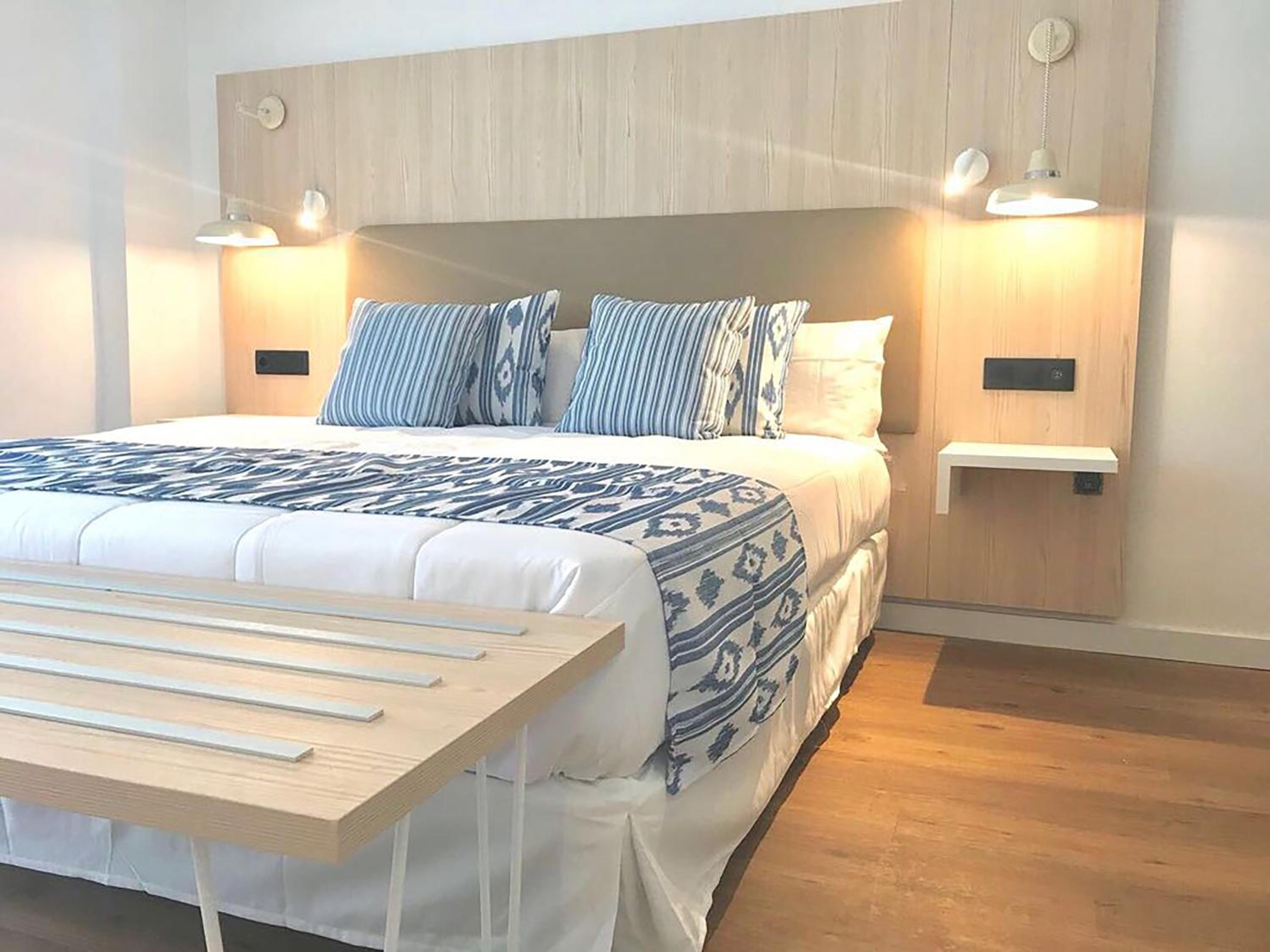 Apartament 1 Room (3 Adults + 1 Child)