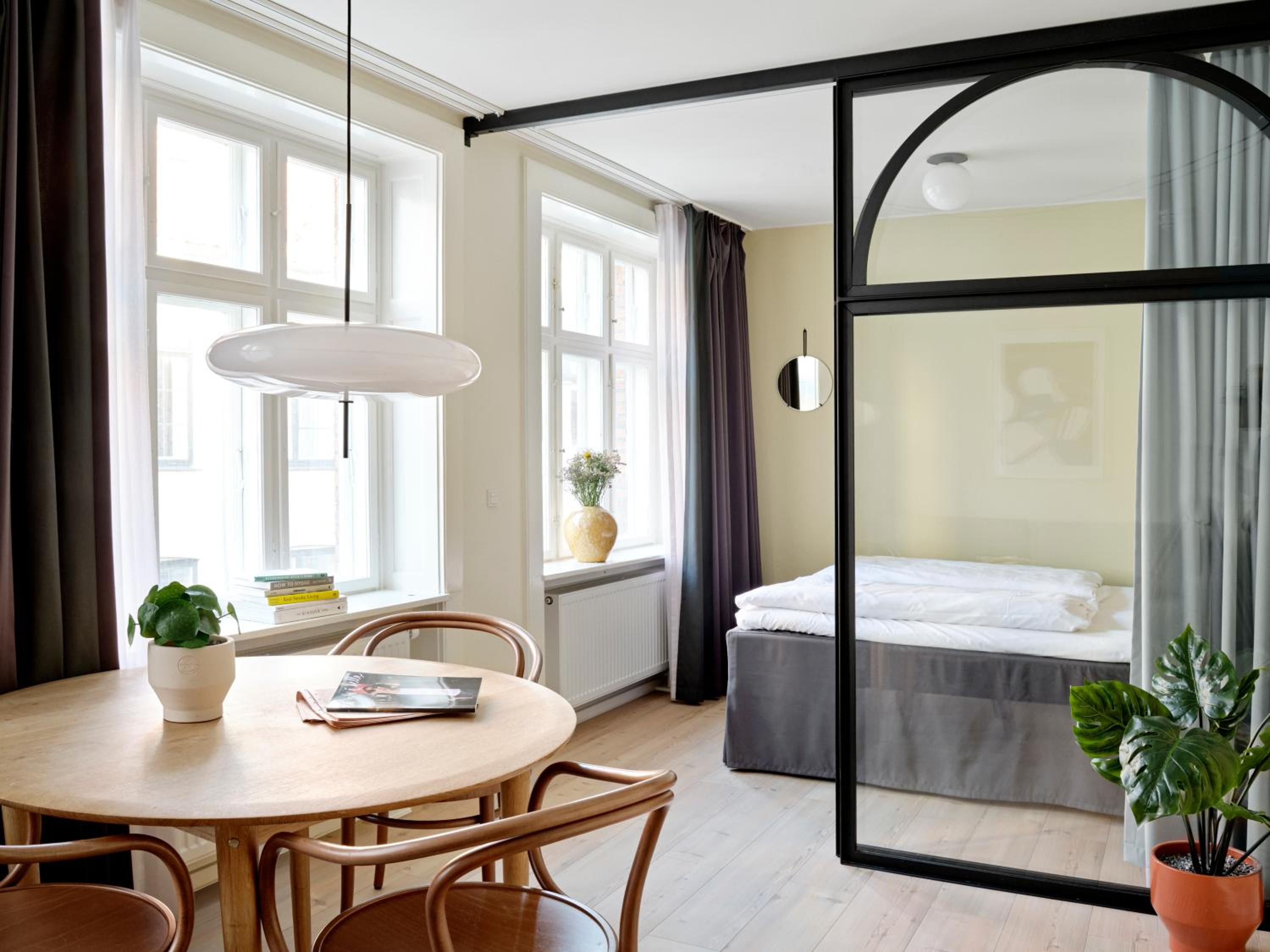 One-Bedroom Apartment (3 Adults)