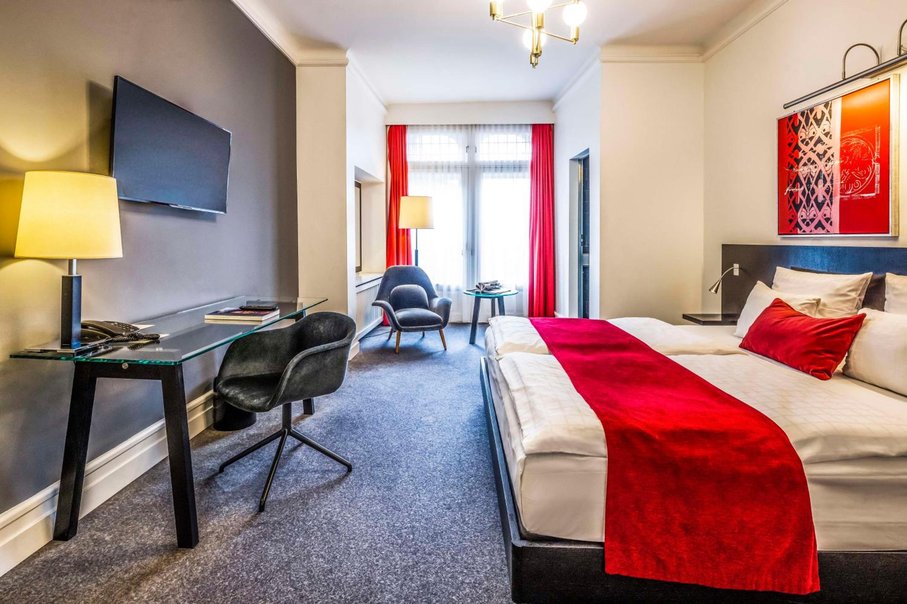 Superior Double Room with City View