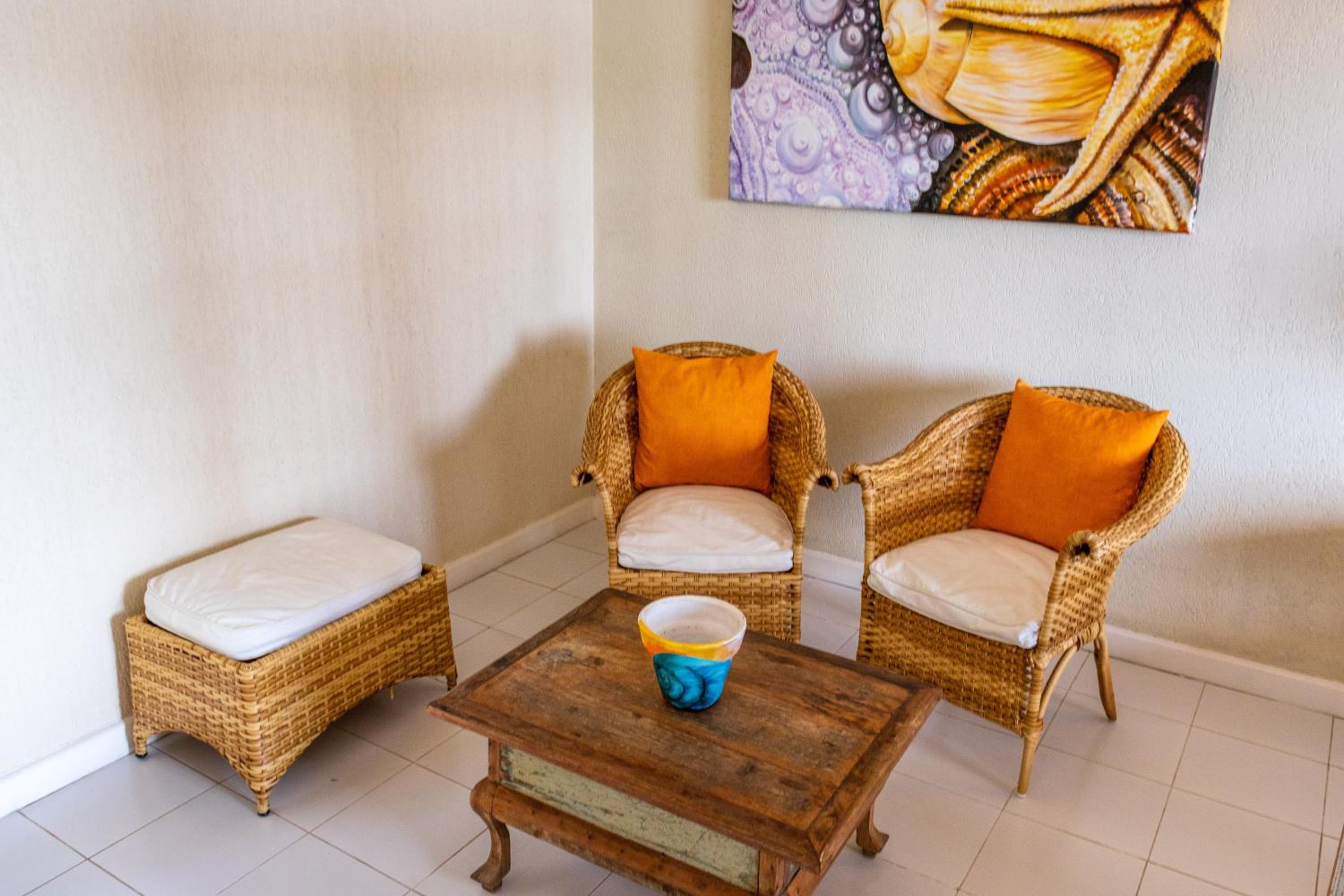 Deluxe Suite with Spa Bath