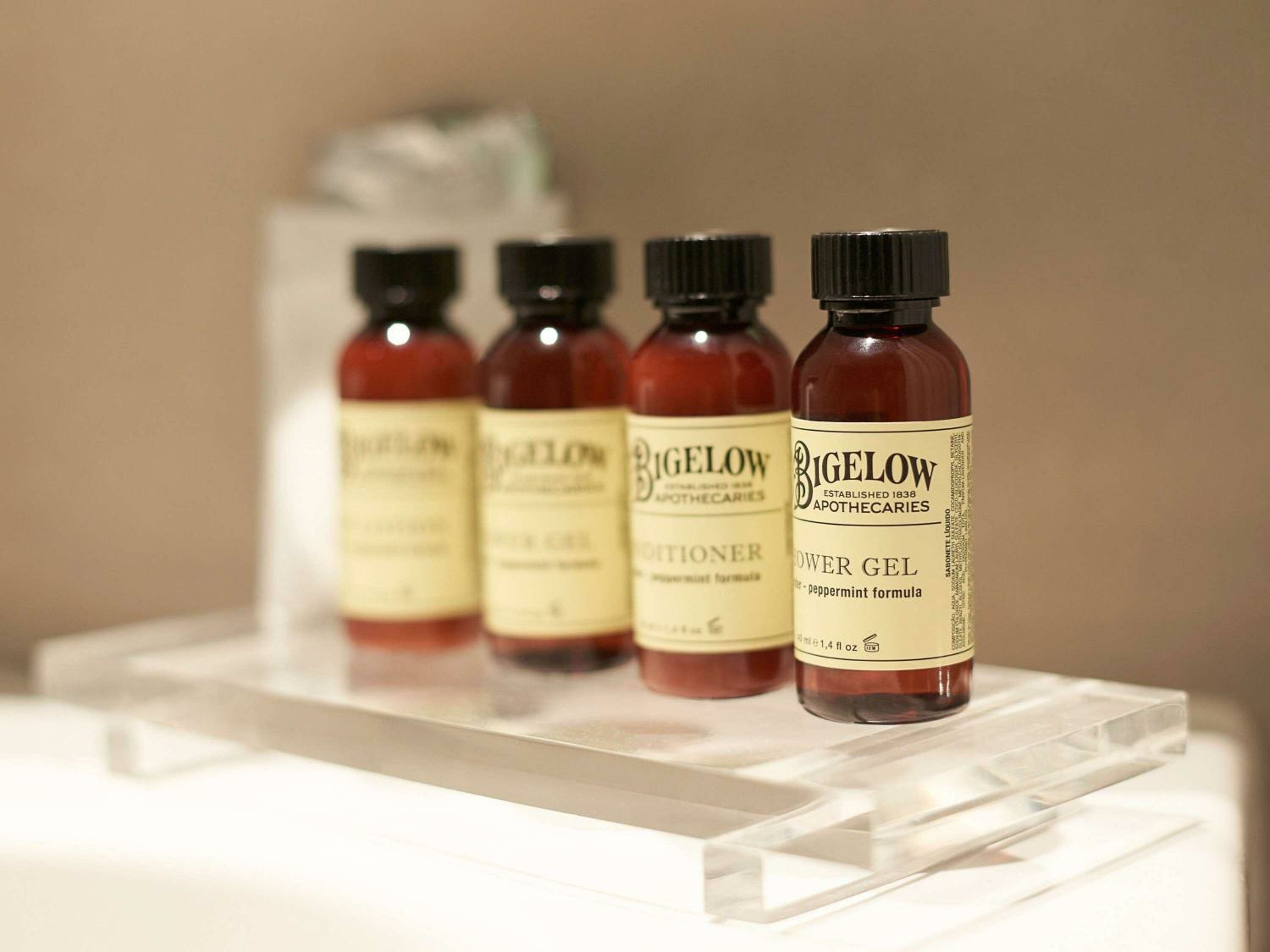 Superior Room with One Queen Bed - City View