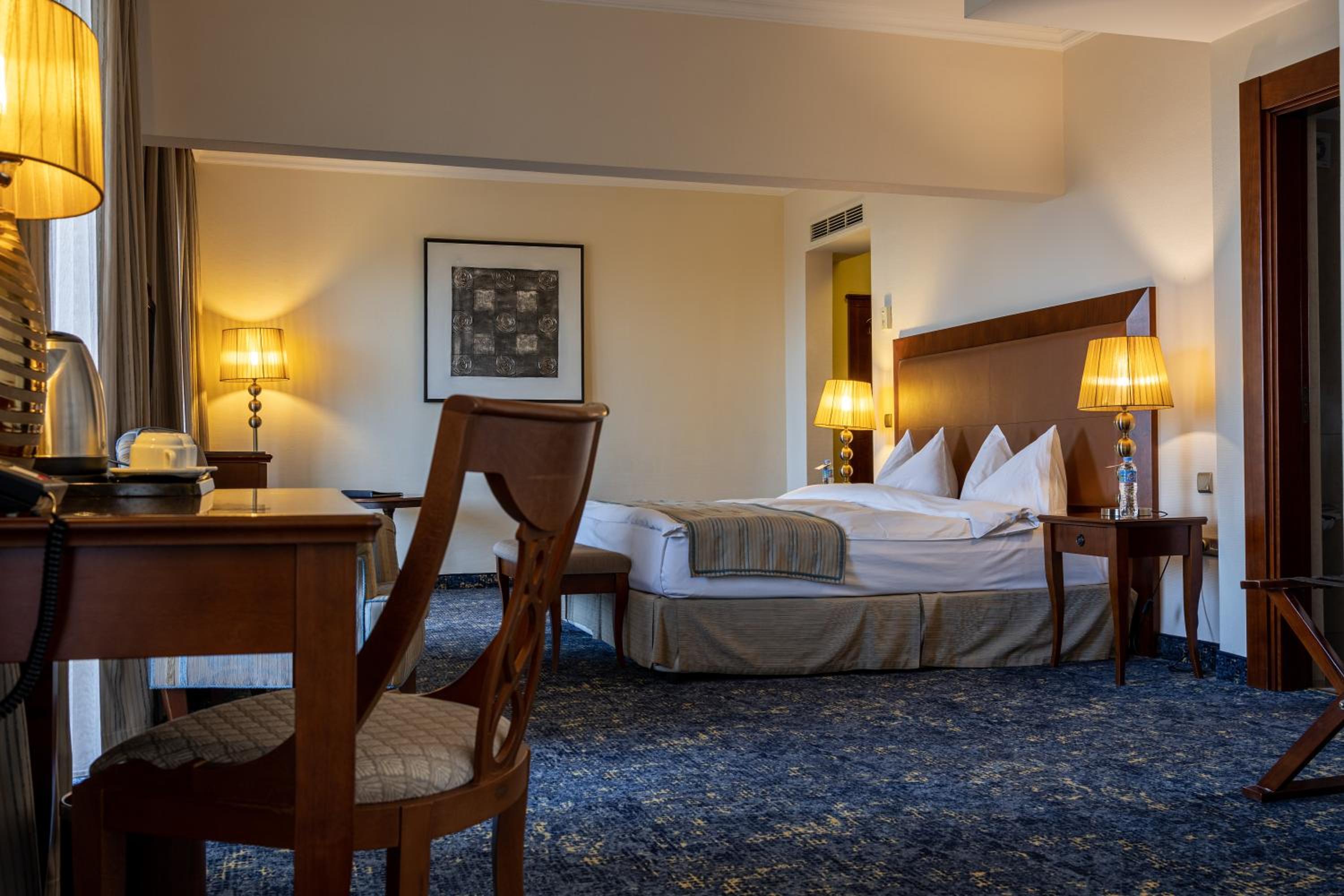 Deluxe Double Room with City View