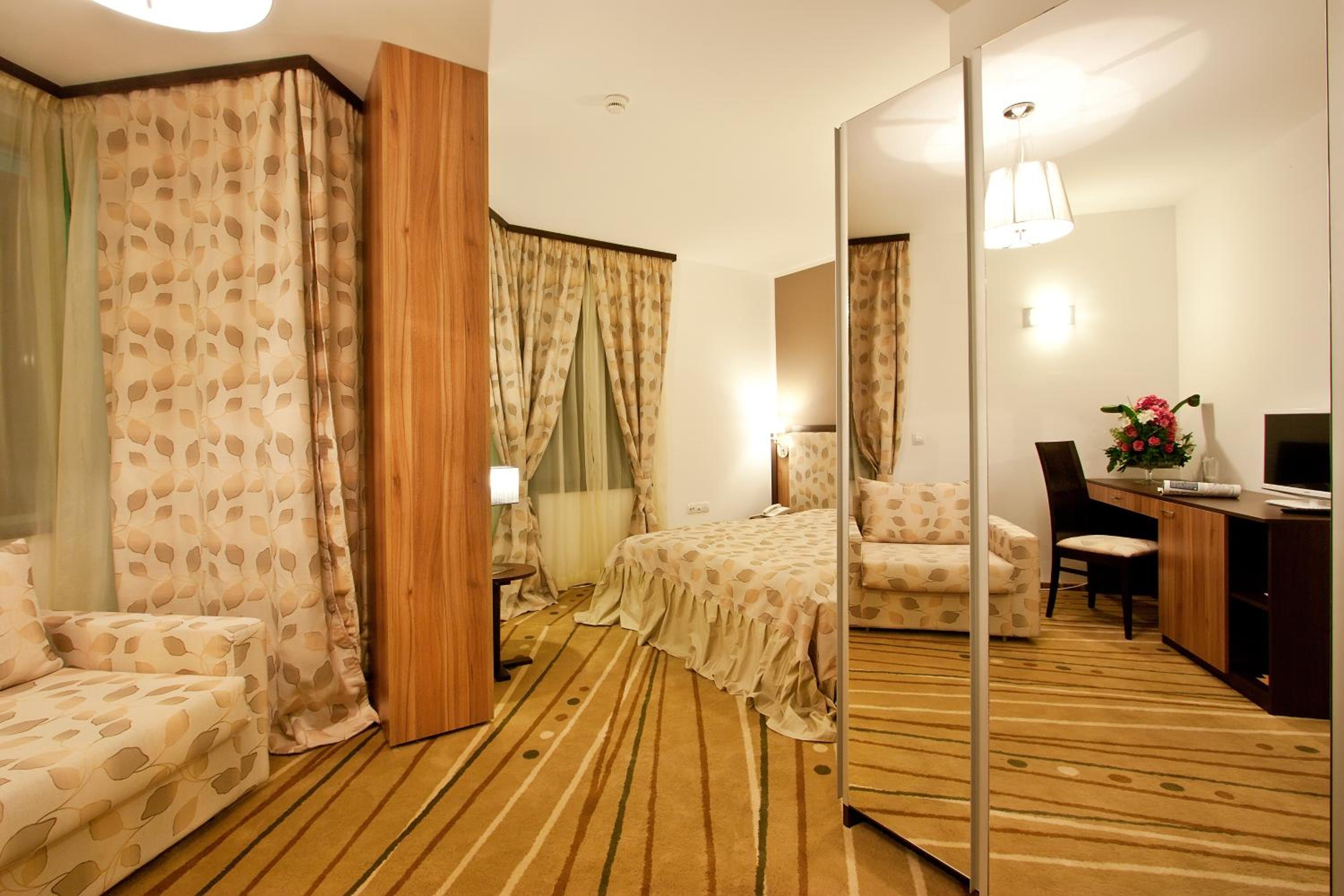 Double or Twin Room with Free Spa Access