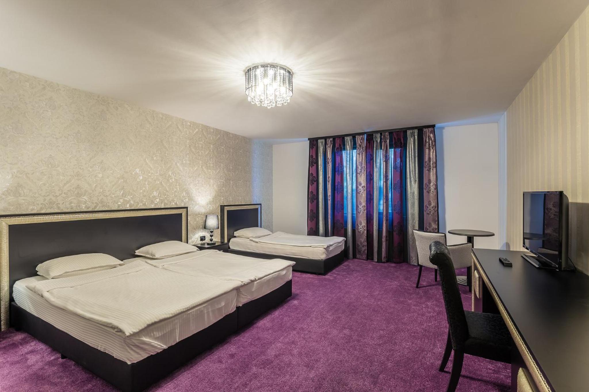 Deluxe Junior Suite