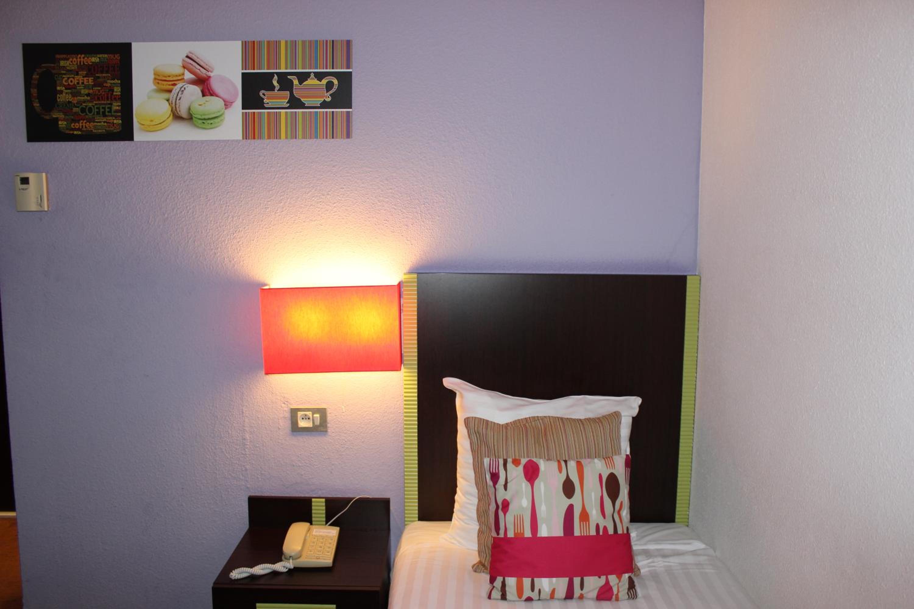 Standard Single Room