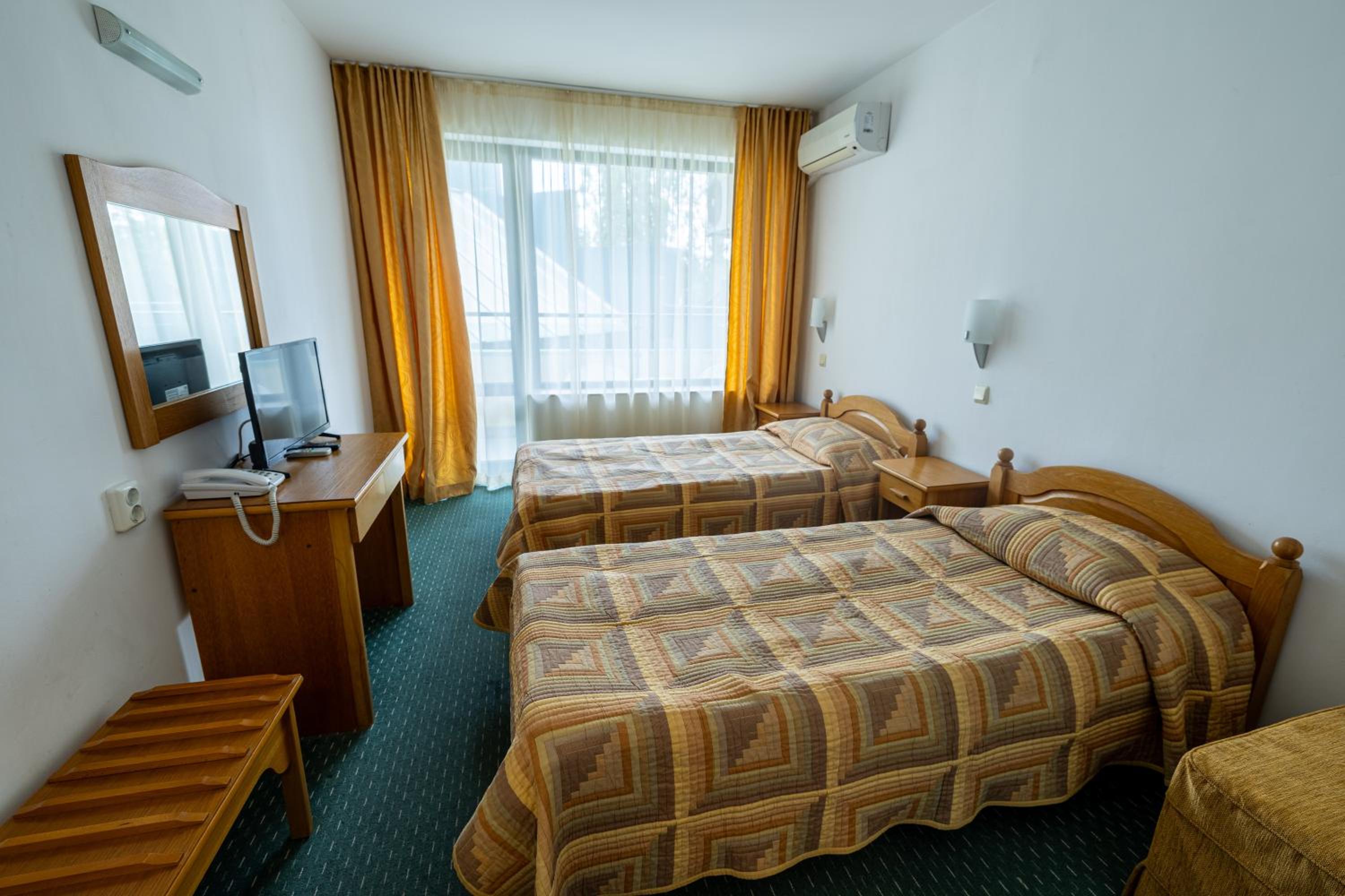 Economy Twin Room (2 Adults)
