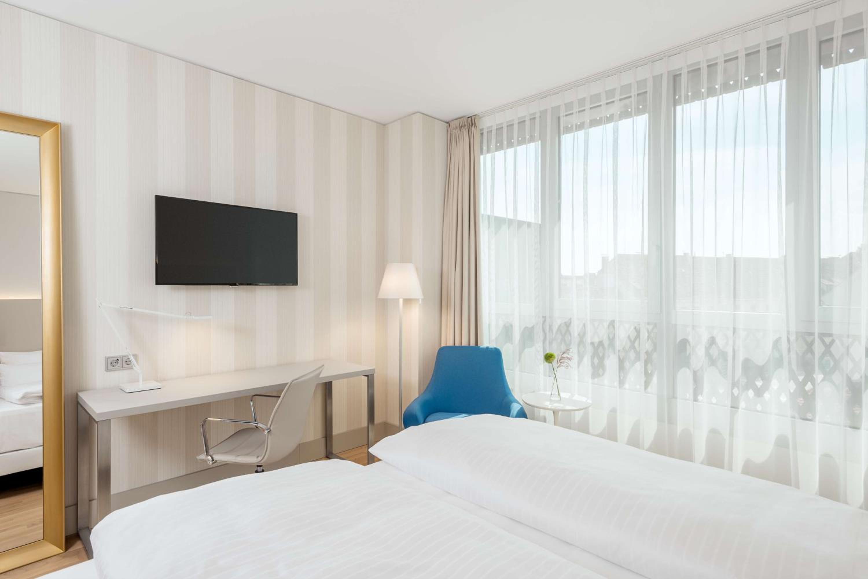 Standard Double or Twin Room with View