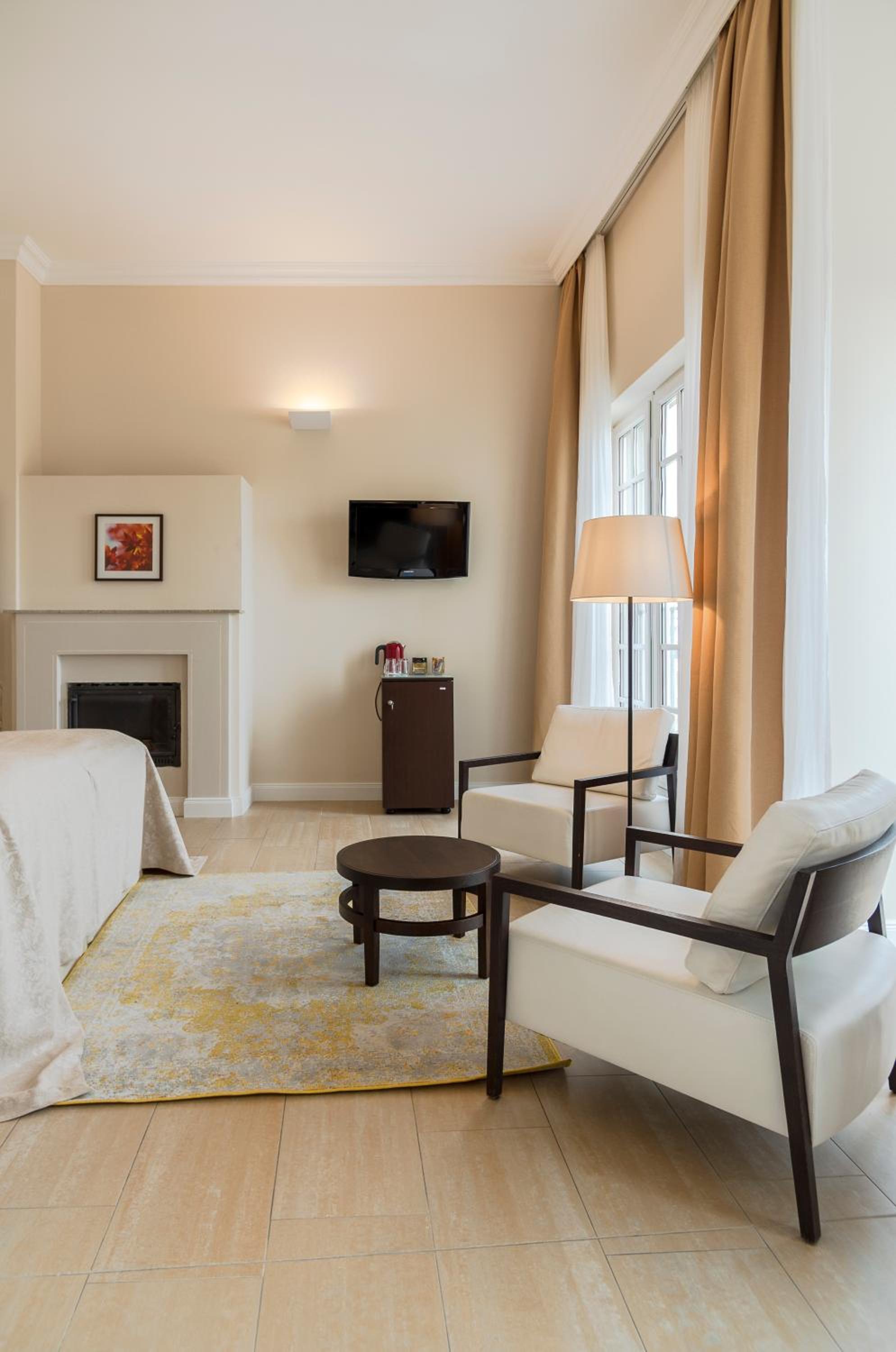 Superior Double Room with Balcony or Terrace and Garden View