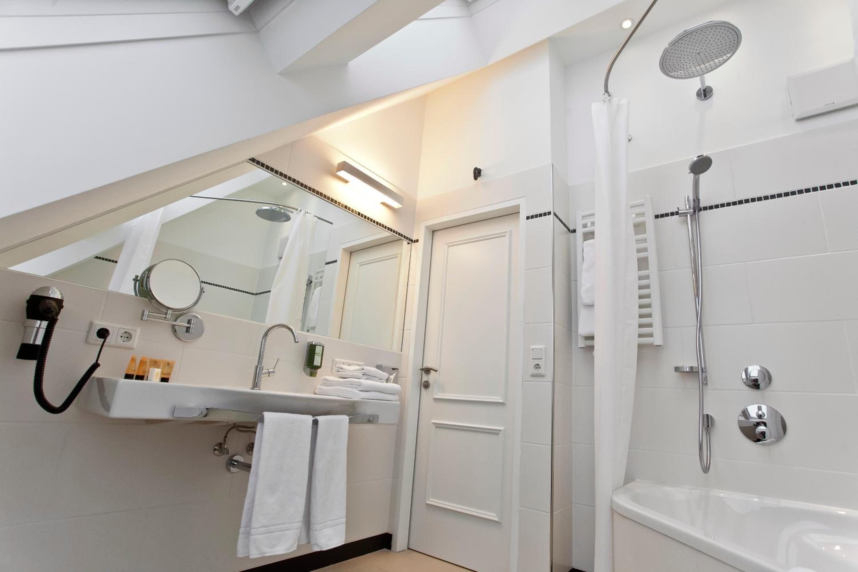 Superior Double Room with Balcony or Terrace and Garden View