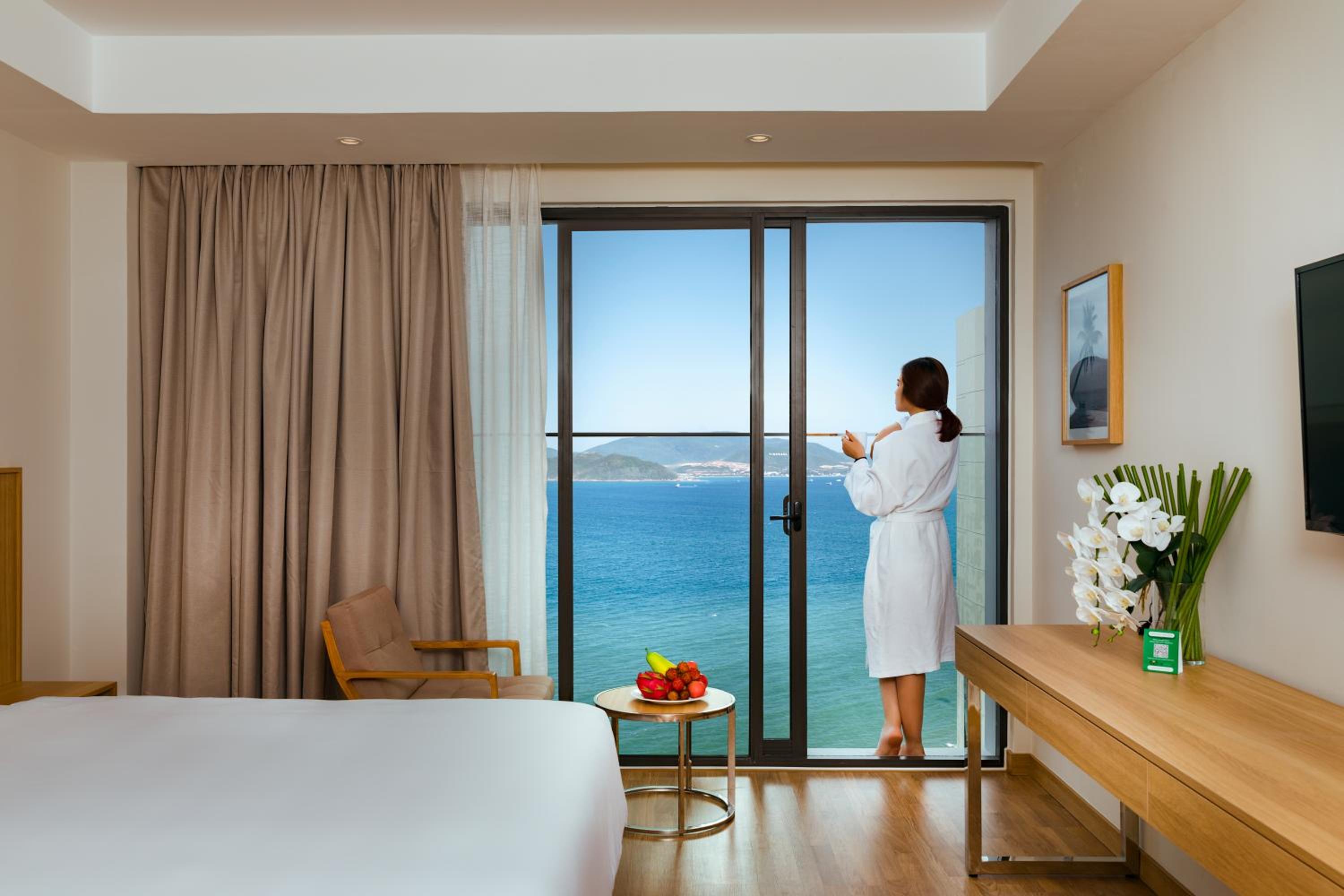 Premium Twin Room with Sea View and Balcony