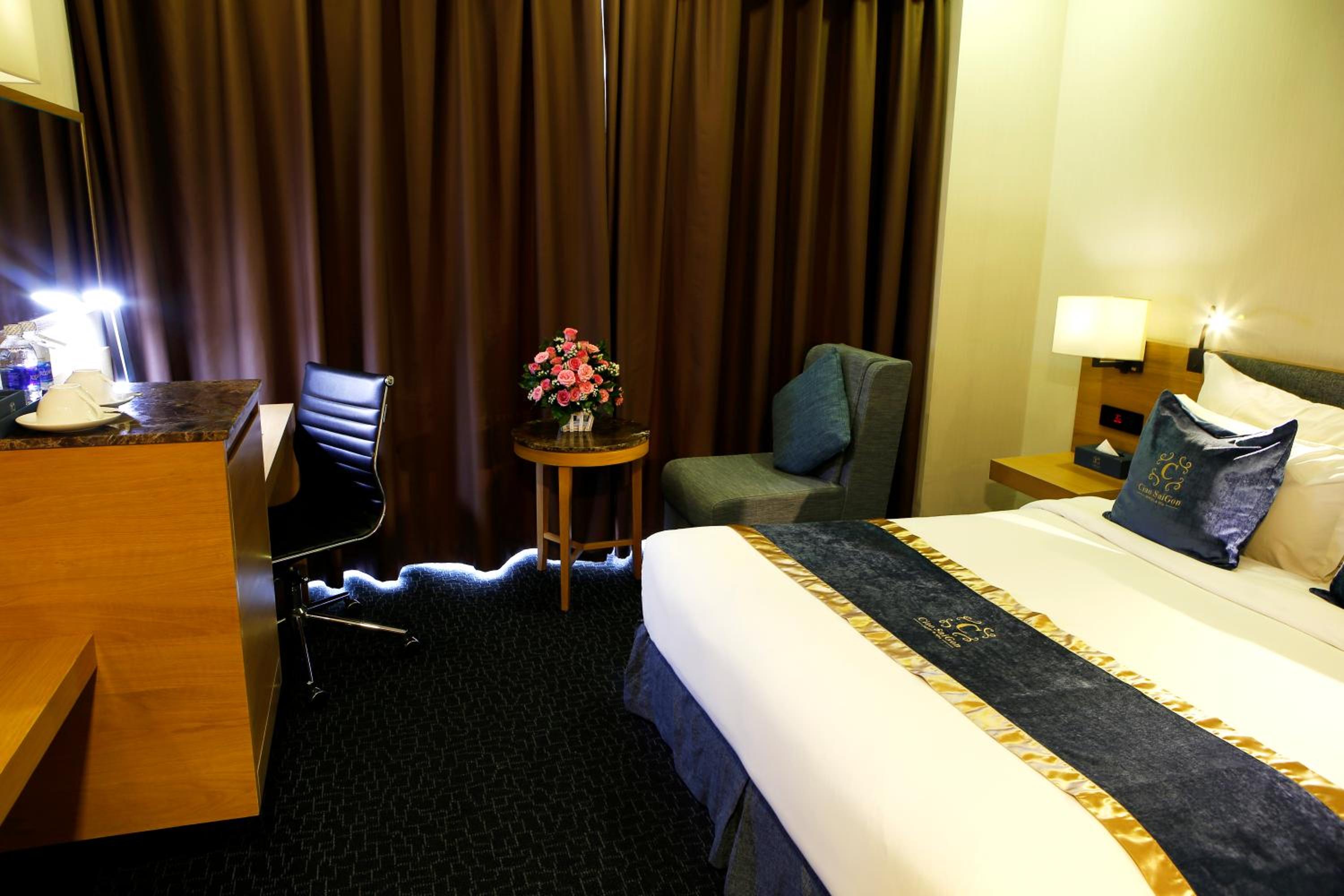 Deluxe Double Room with Window