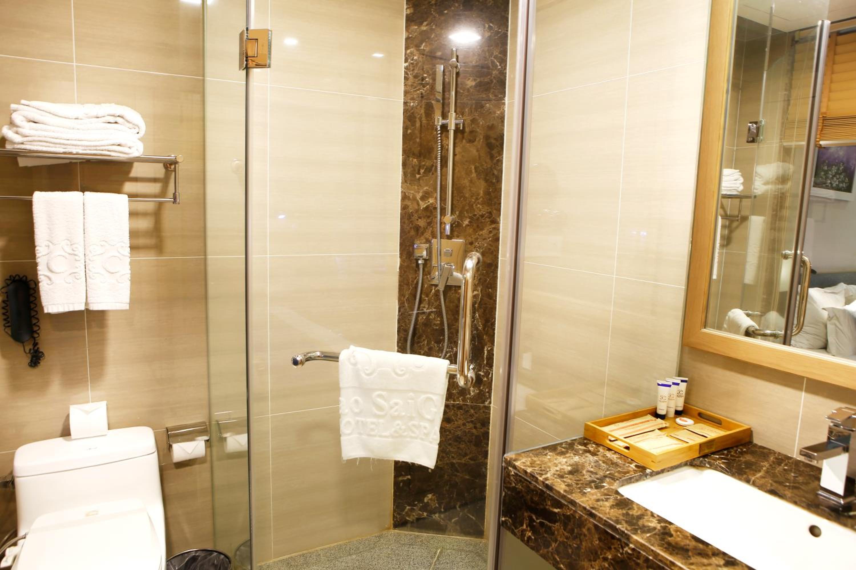 Deluxe Double Room with Window