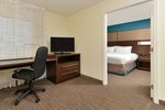 One-Bedroom King Suite with Sofa Bed в Residence Inn Des Moines Downtown